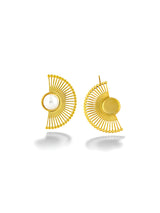 Pearl Fan Earring