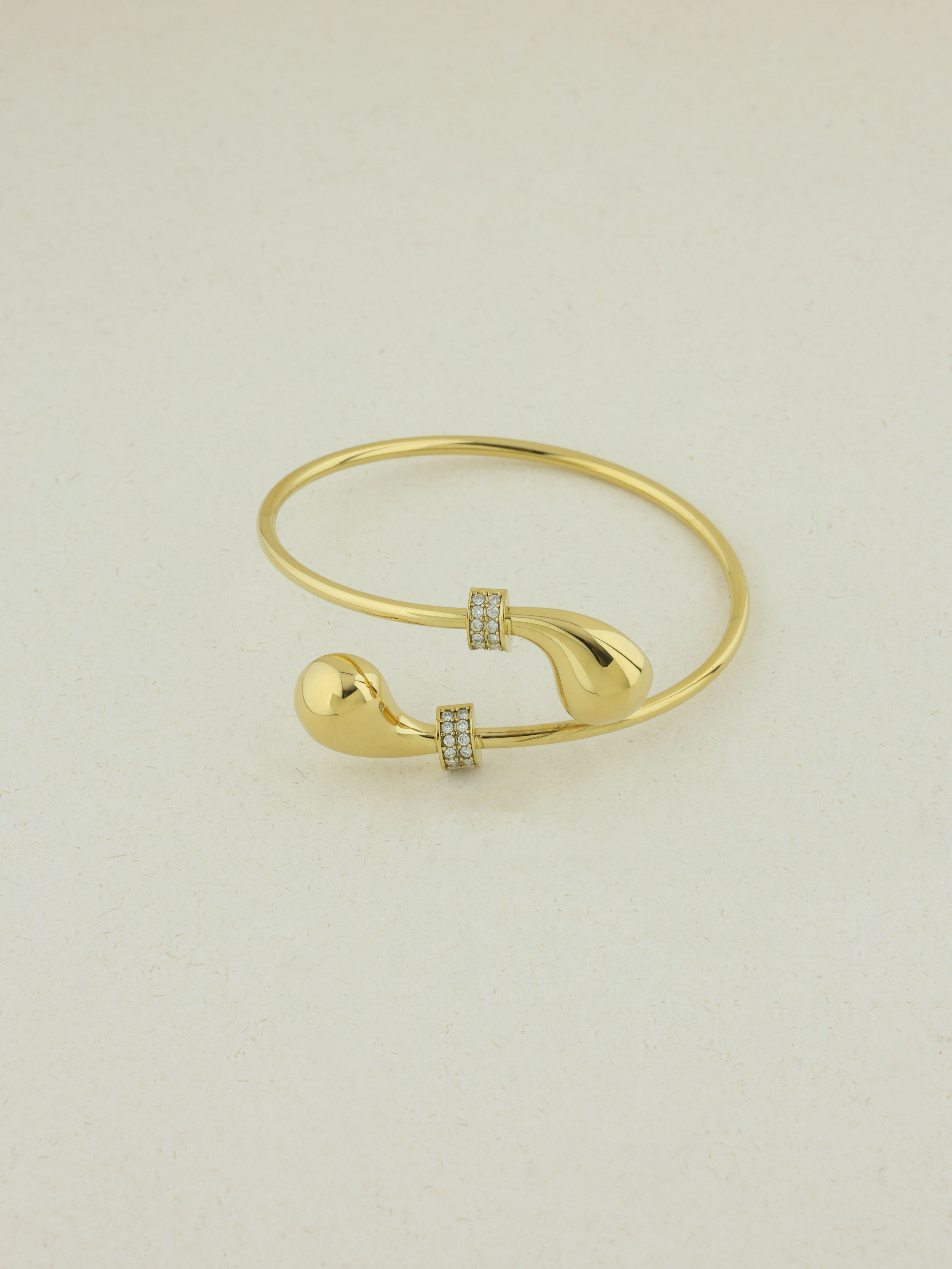 Knot Bangle with Sparkles