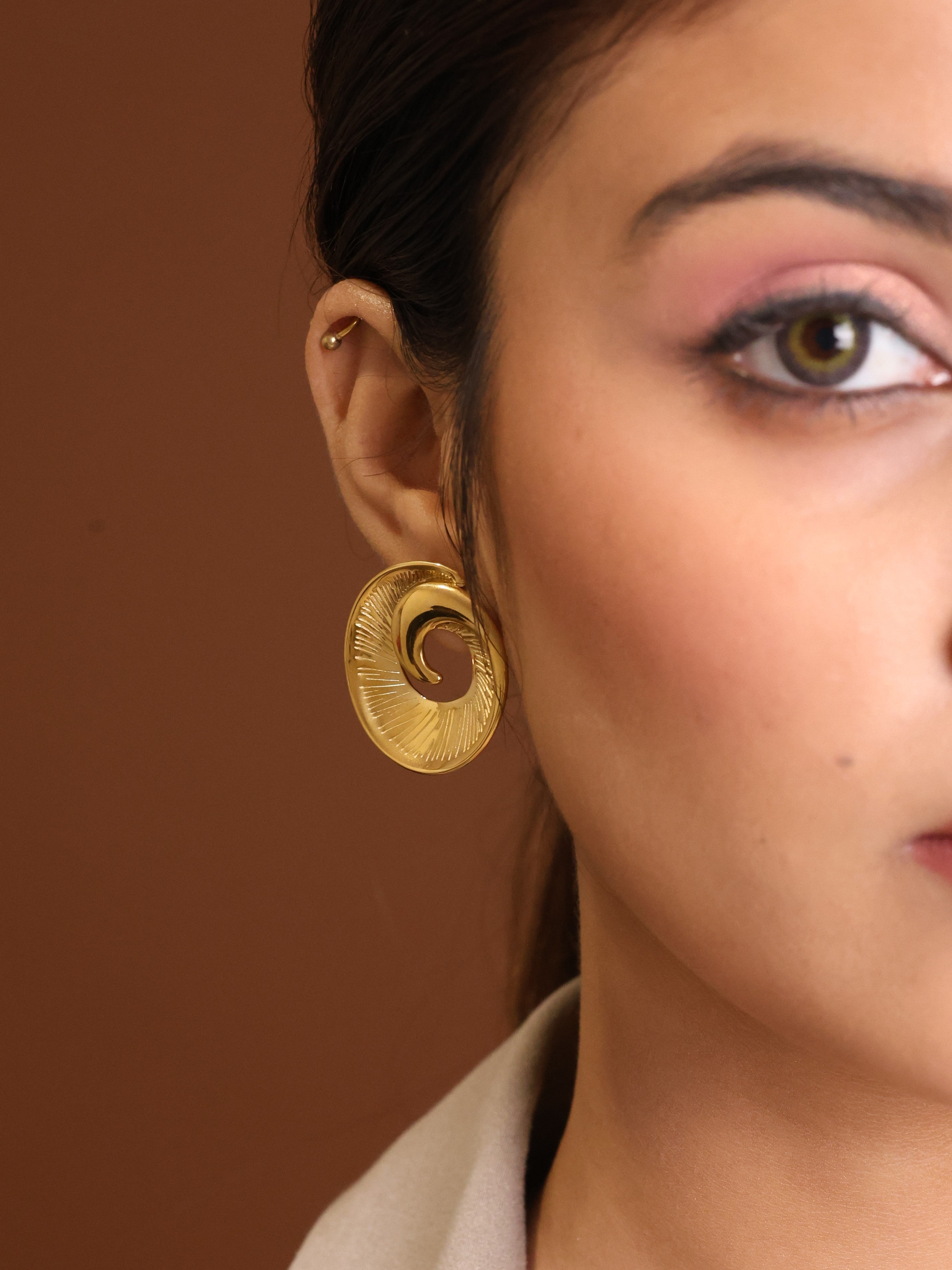 Spiral Studs