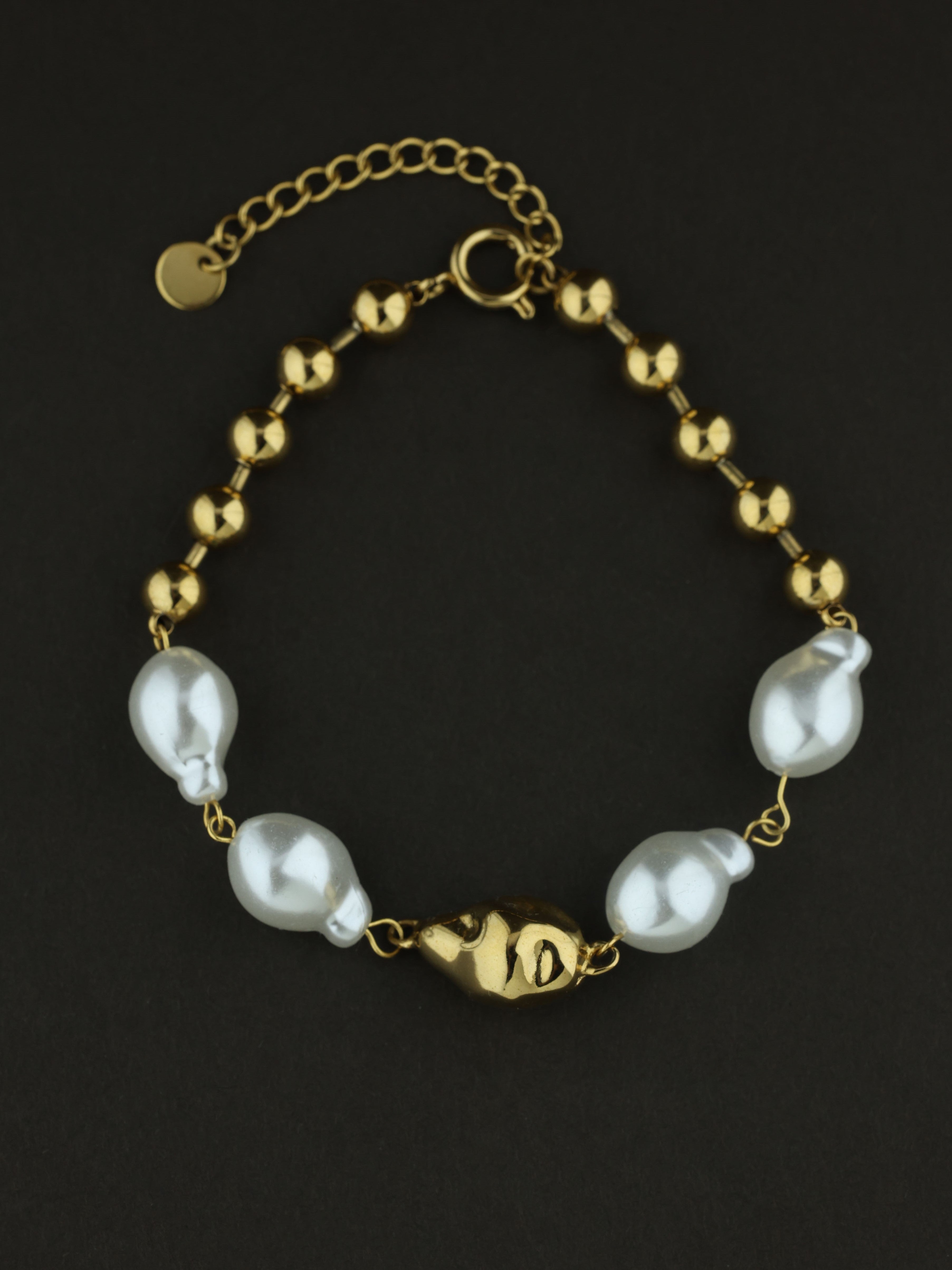 Tide Pearl Bracelet