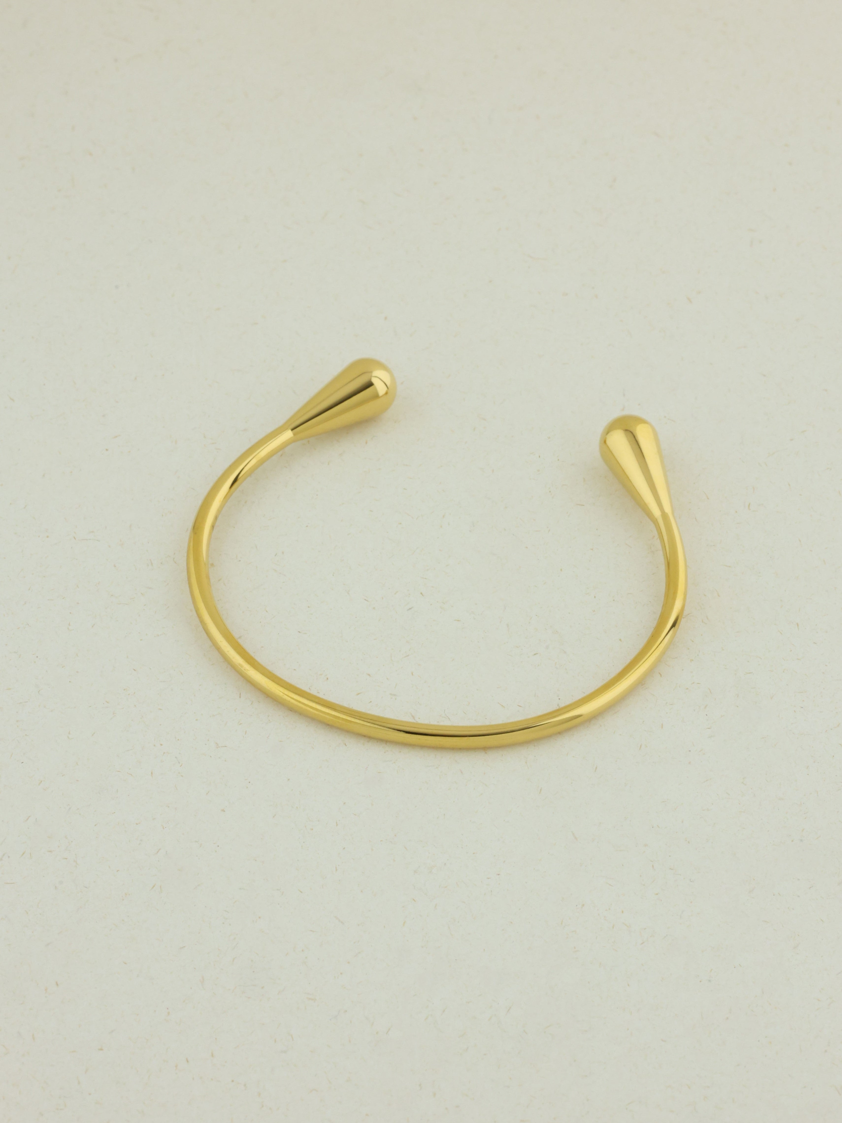 Essential Droplet Bangle