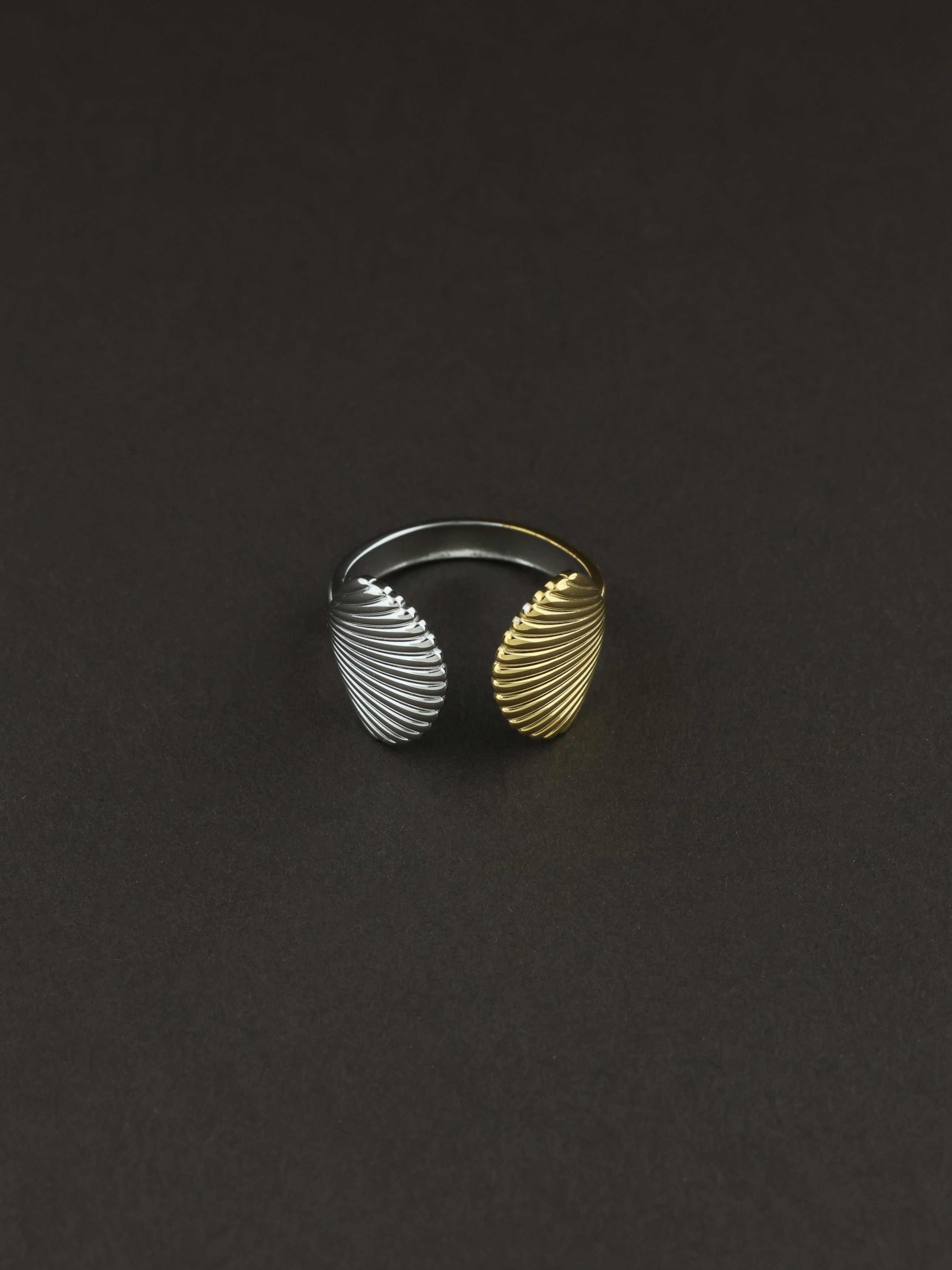 Twin Fish Open Ring