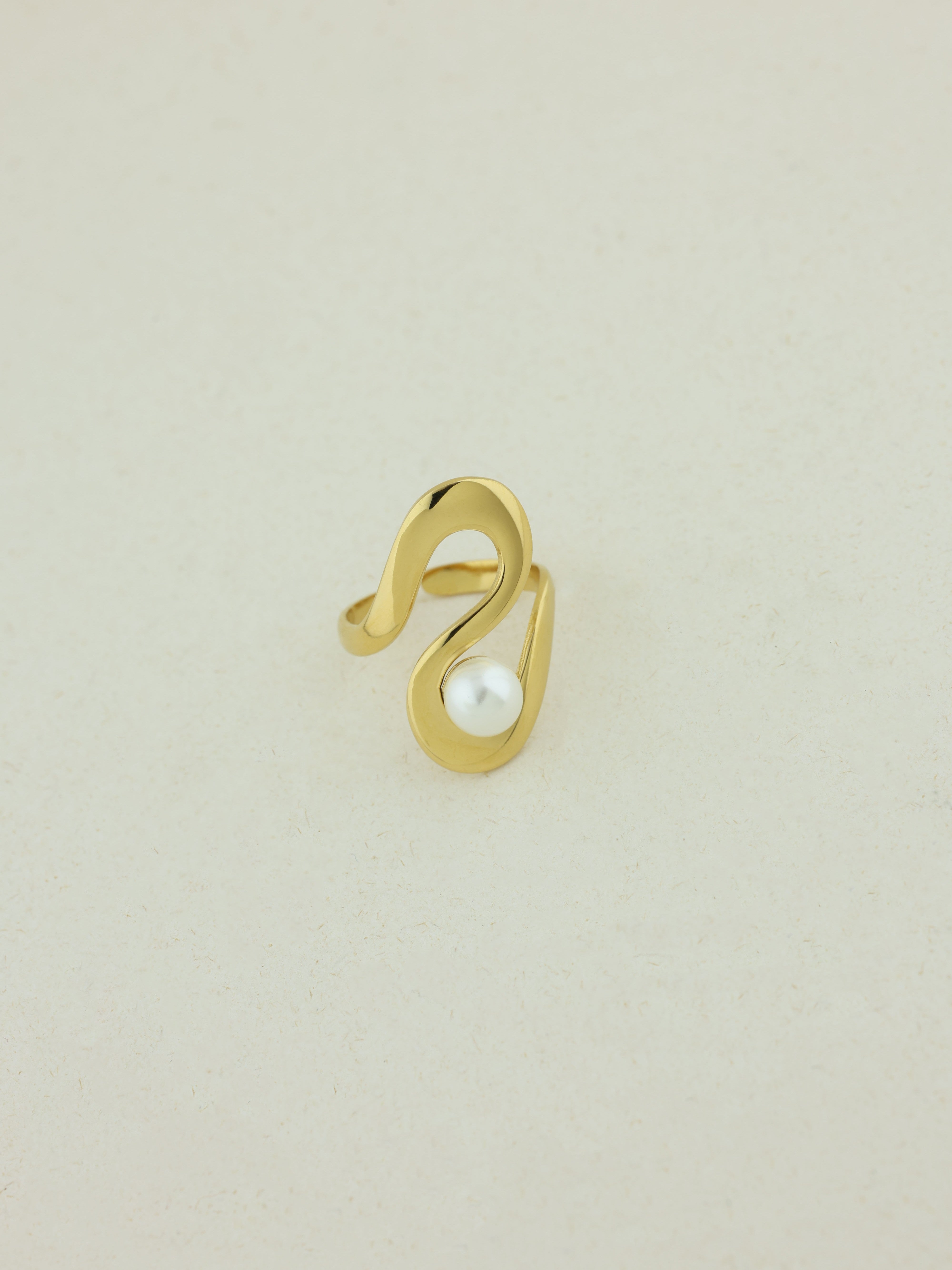 Pearl Curve Adjustable Ring