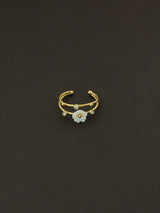 Pearl Ova Open Ring