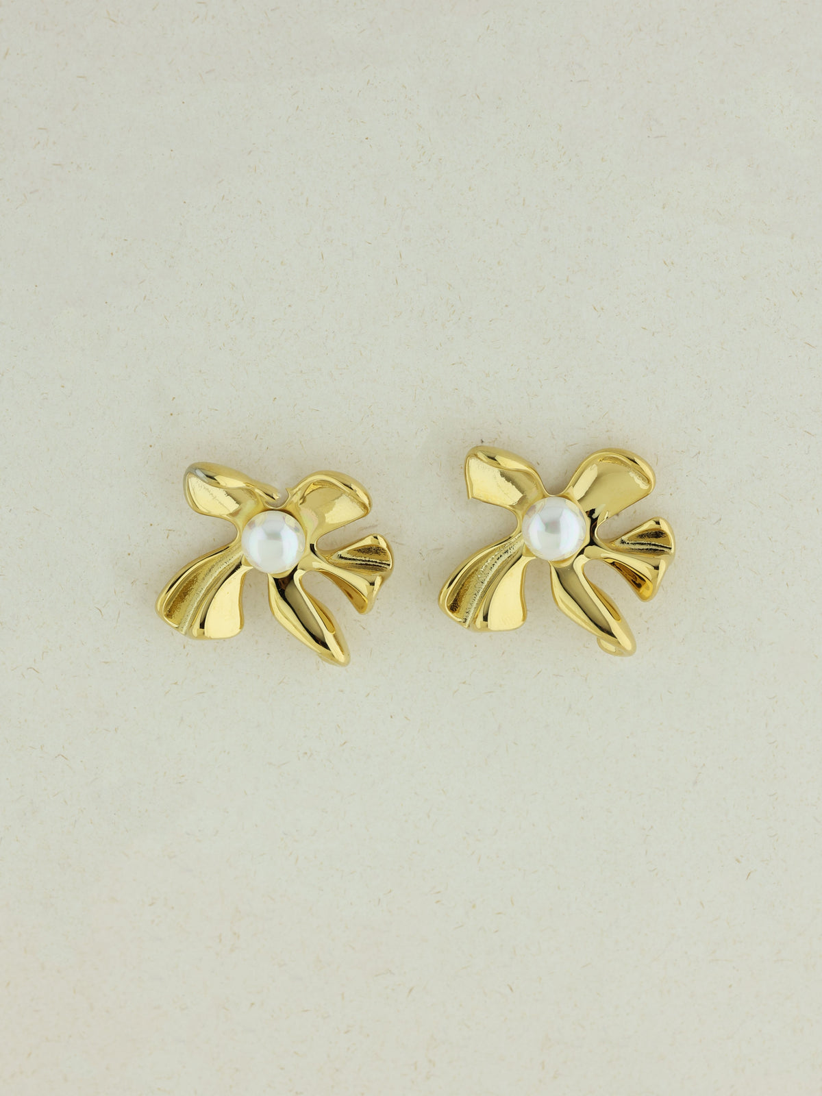 Orchid Pearl Earrings