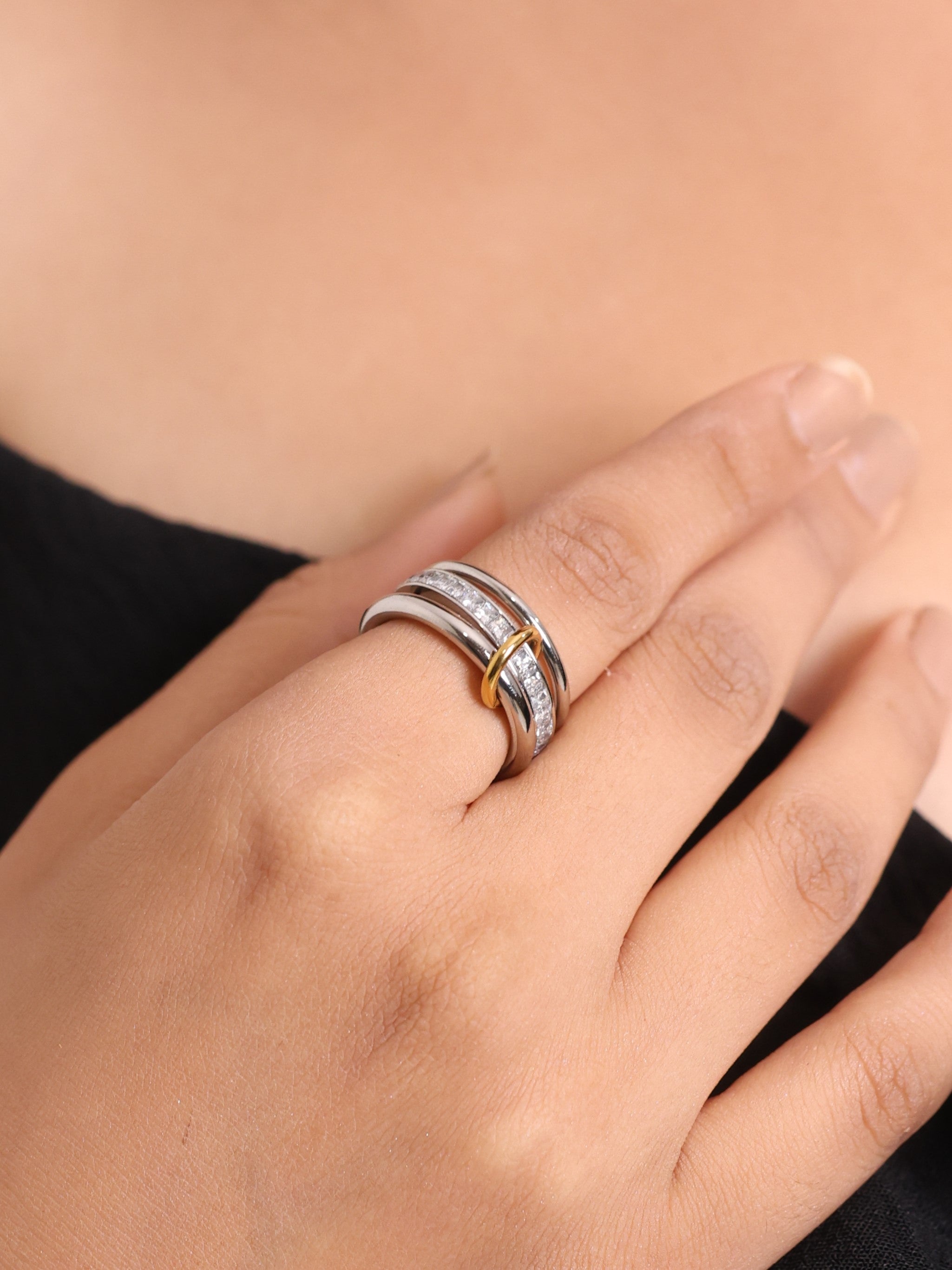 Linked Sparkle Triple Ring