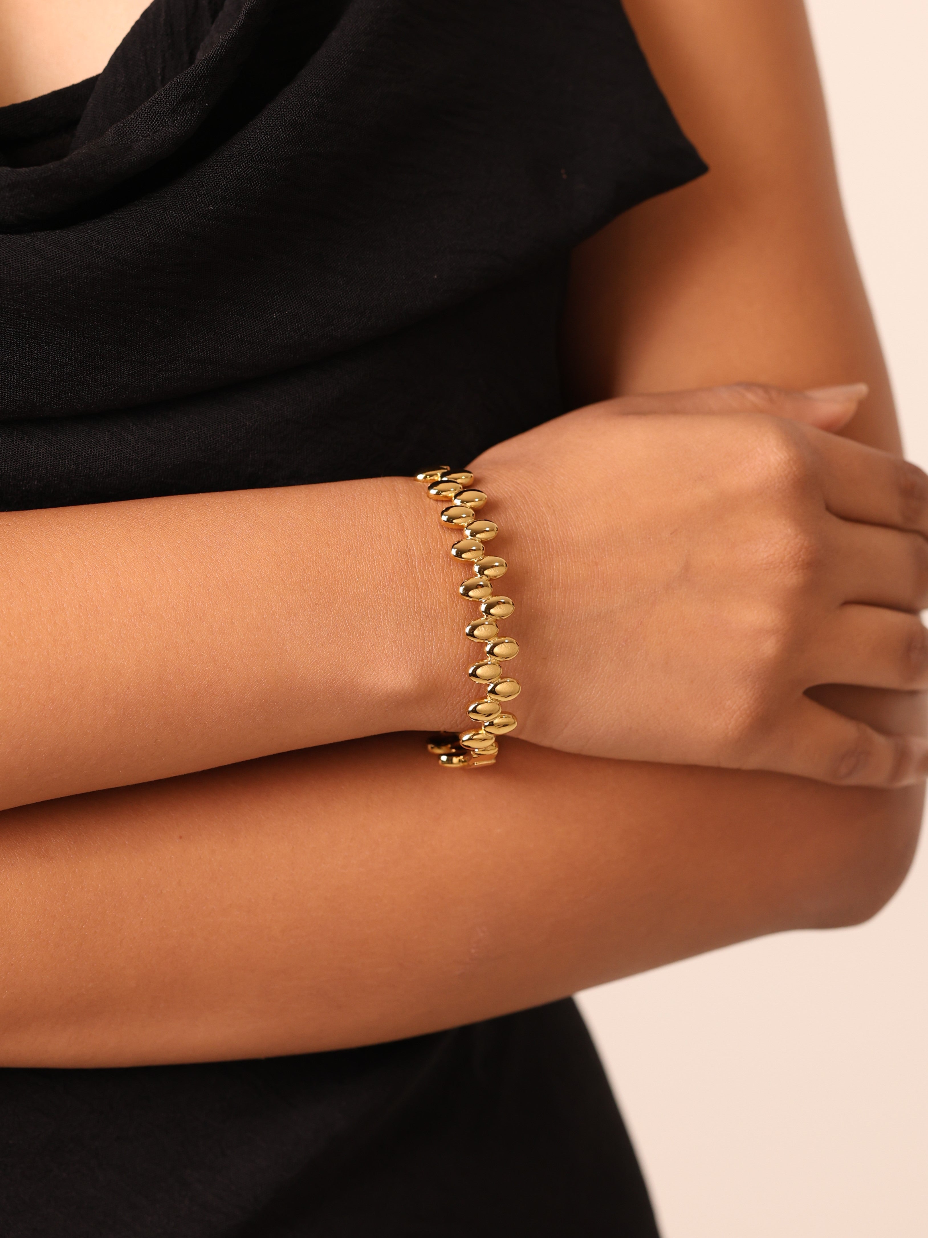 Aurelia Disc Bangle