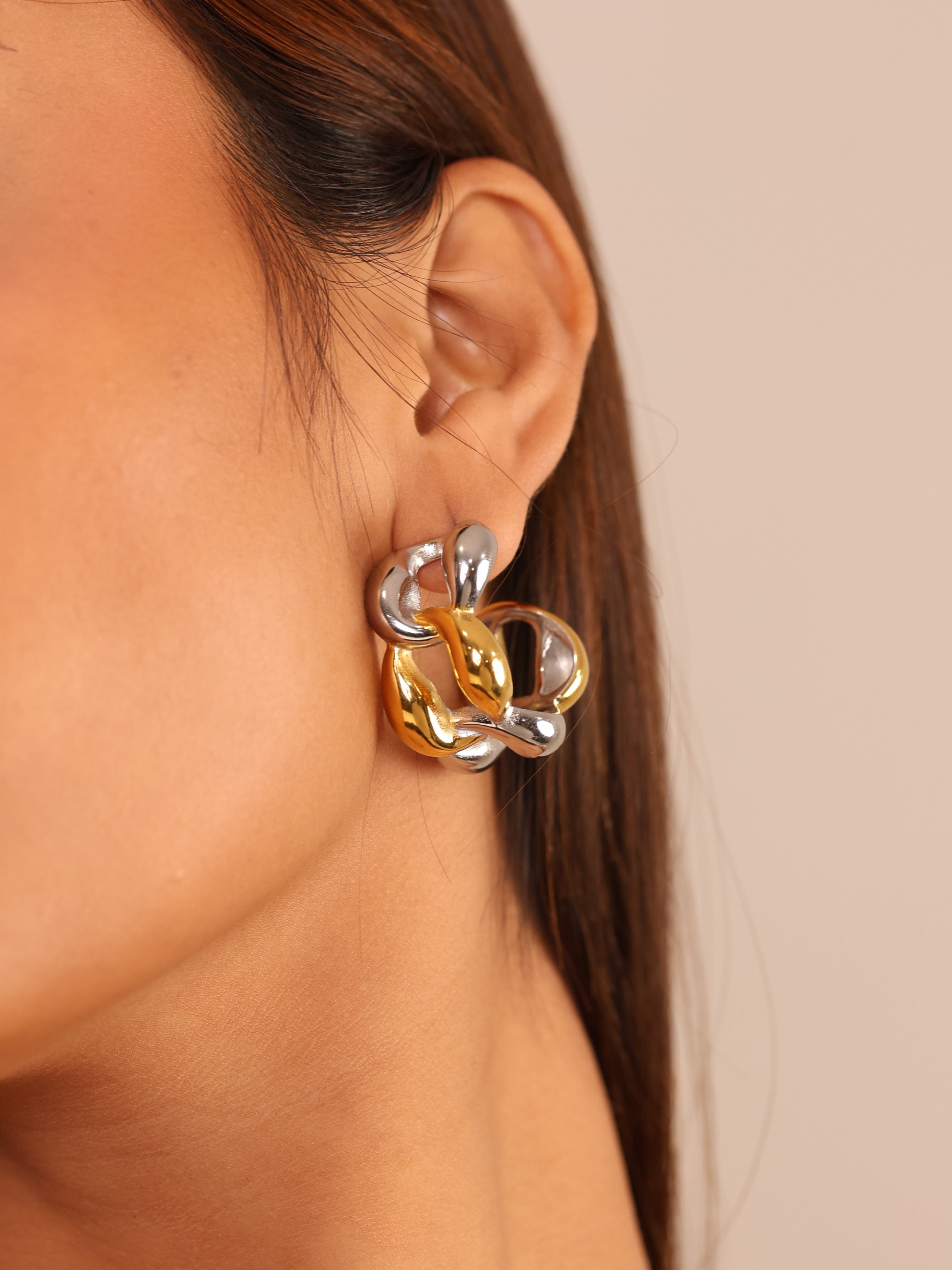 Harmonic Contrast Earrings