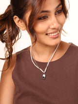 Layered Chain Necklace with Pearl