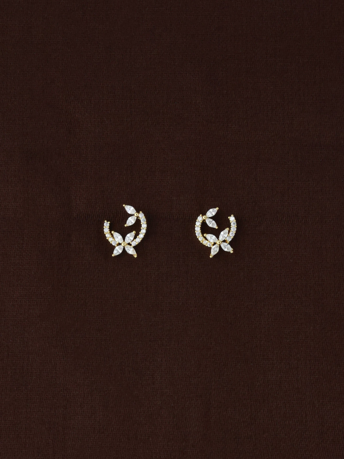 Elara Studs