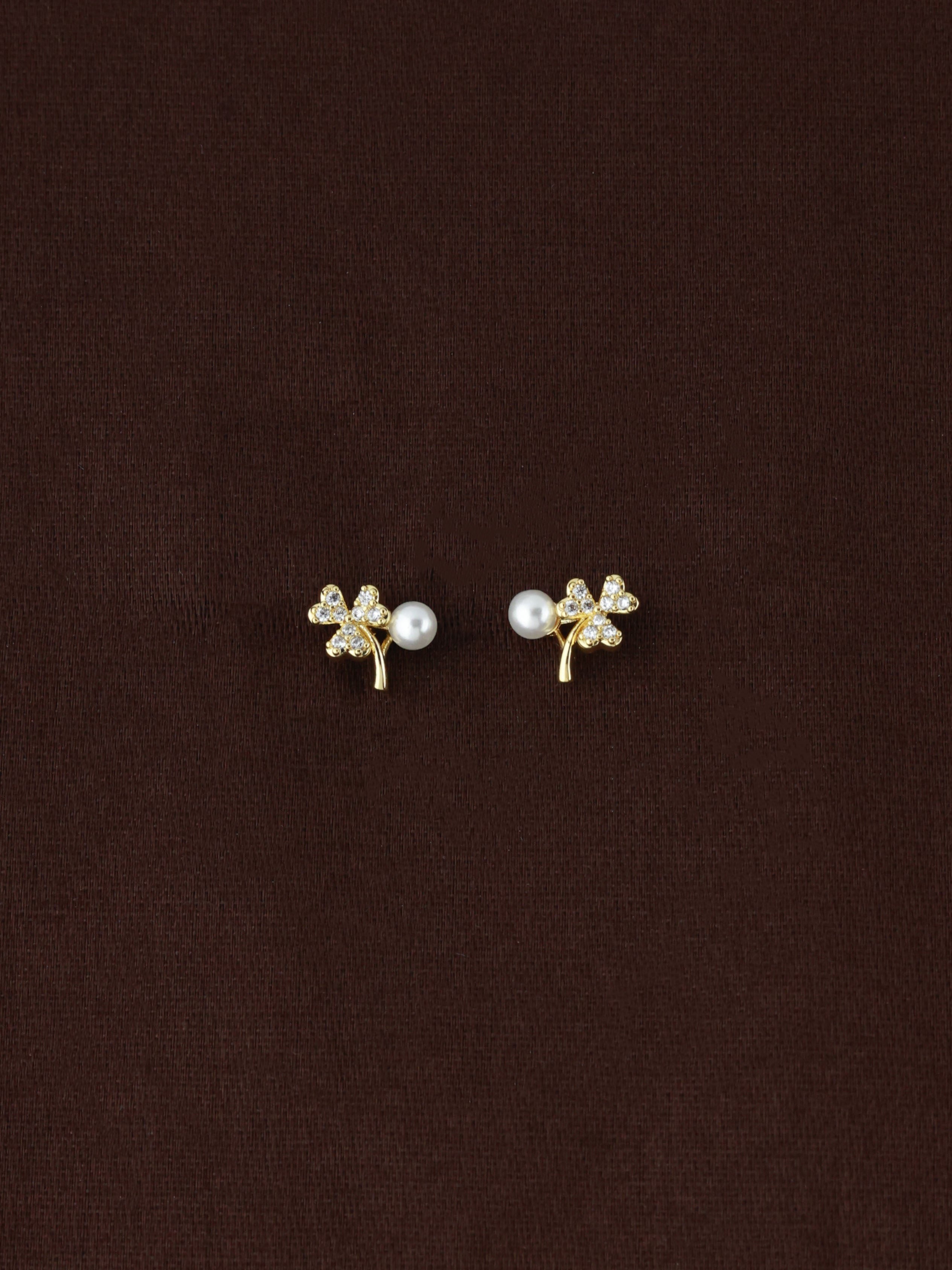 Dewdrop Trefoil Studs