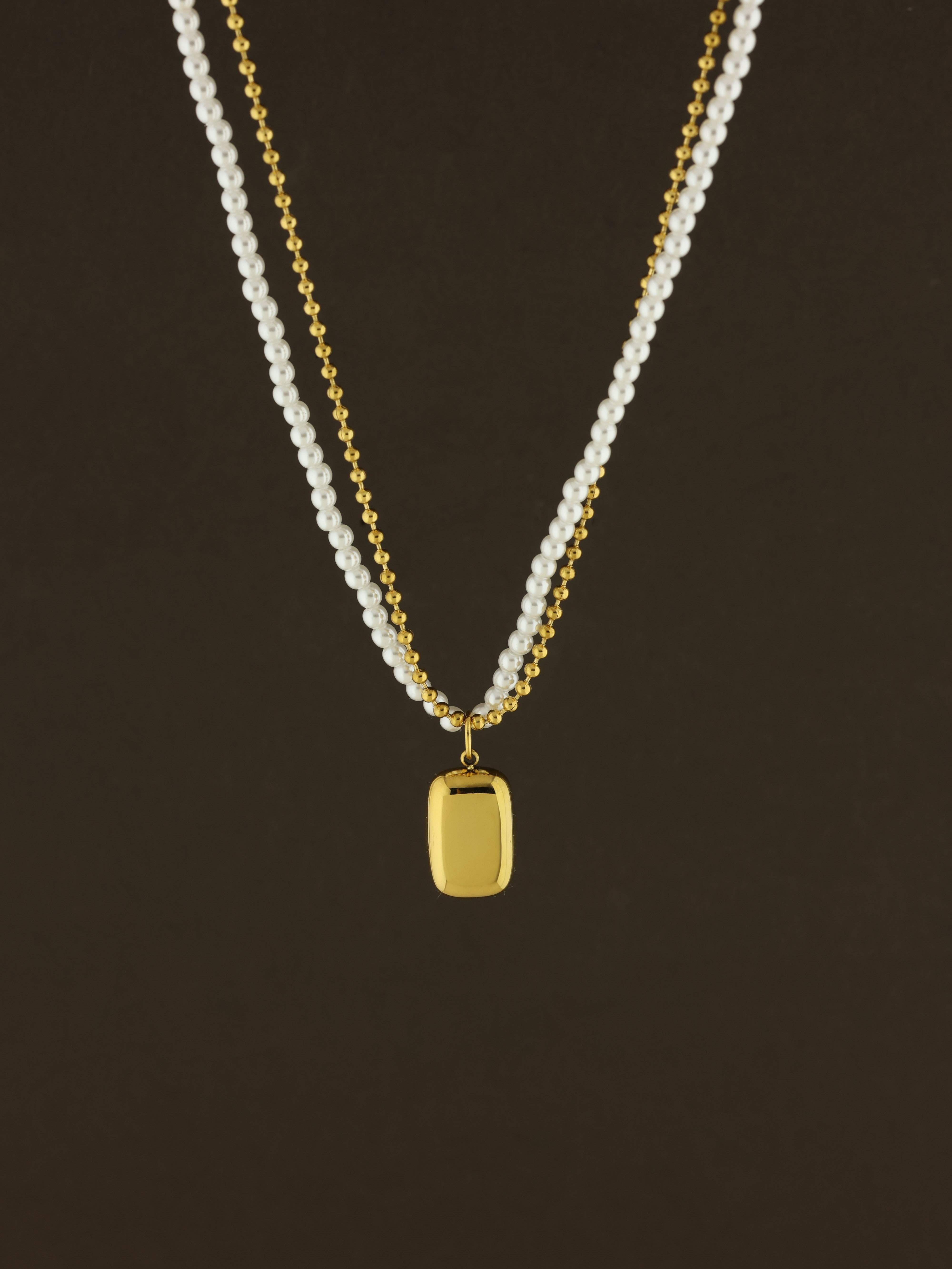 Layered Chain Necklace with Pearl