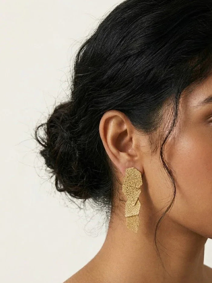 Shimmer Textured Gold Drop Stud Earrings - Doulaat