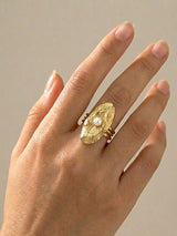 Elegant Gold ICON Ring with a Classic Round Pearl