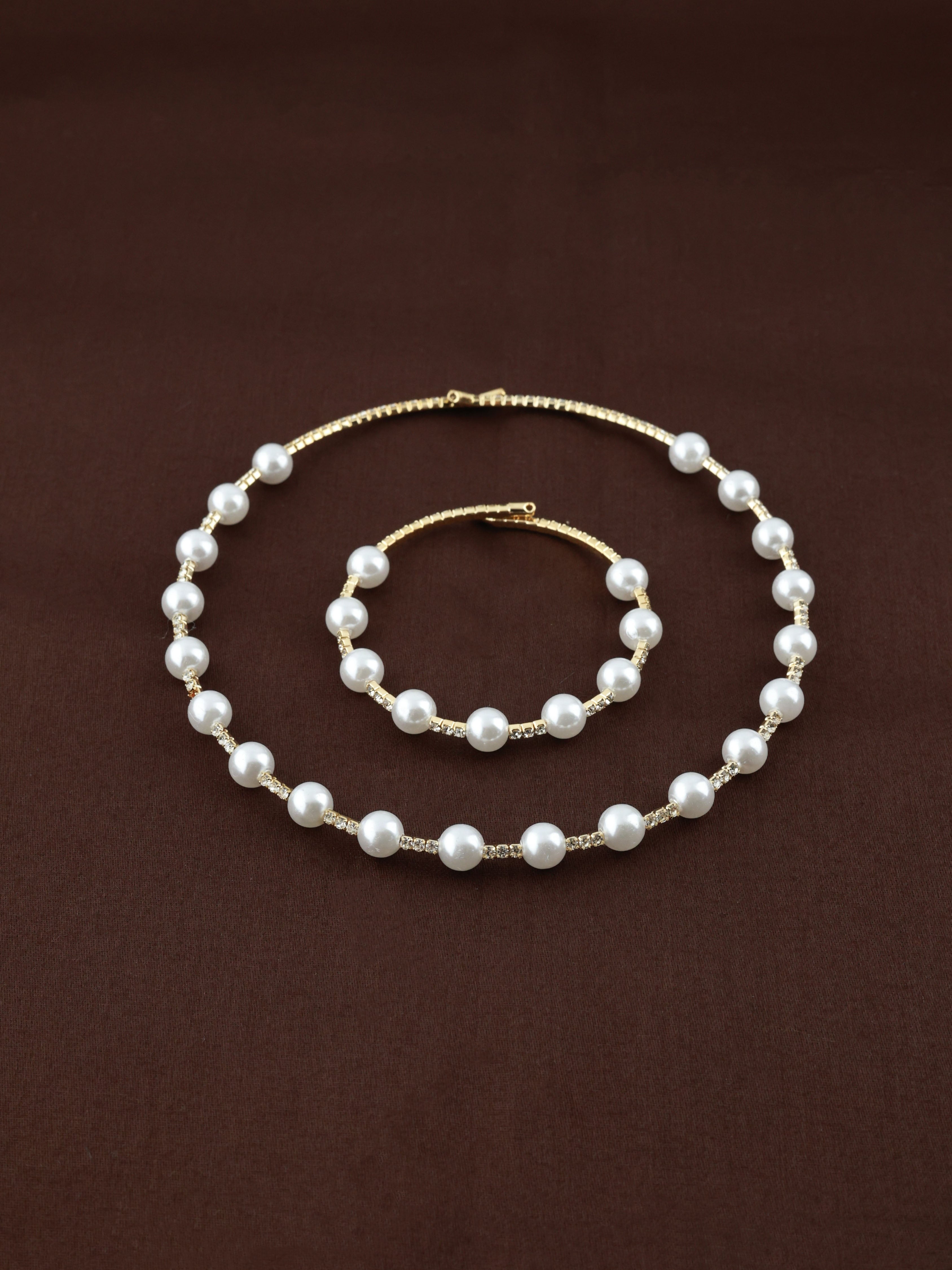 Pearl Elegance Necklace & Bracelet Set