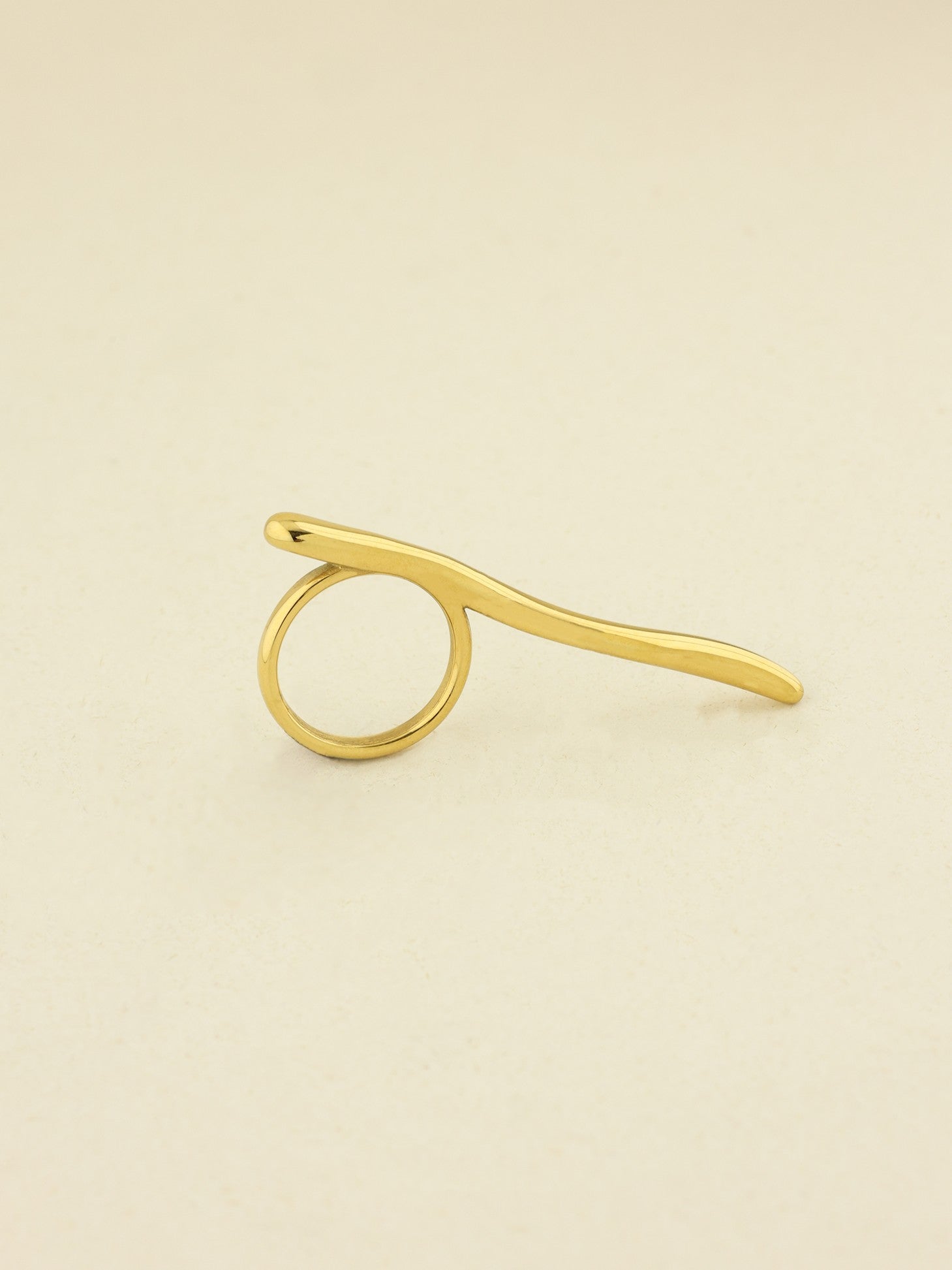 Undulating Horizon Ring