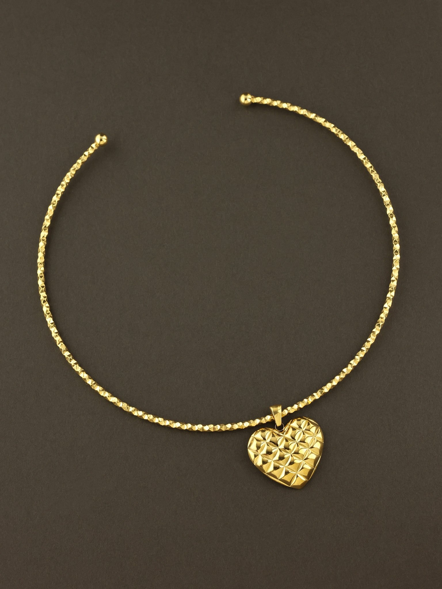 HEART SHAPE STIFF COLLAR