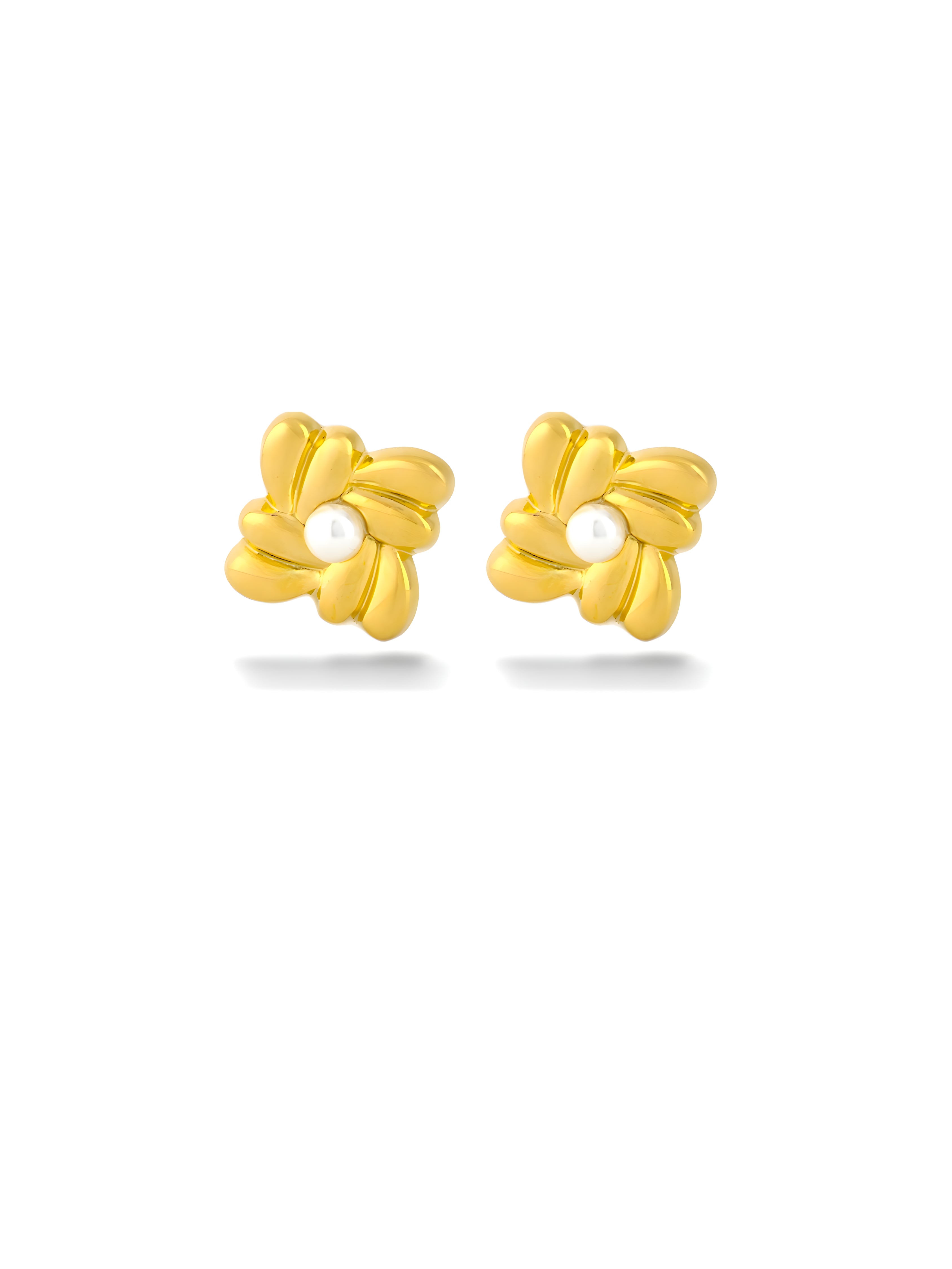 Pinwheel Pearl Earring