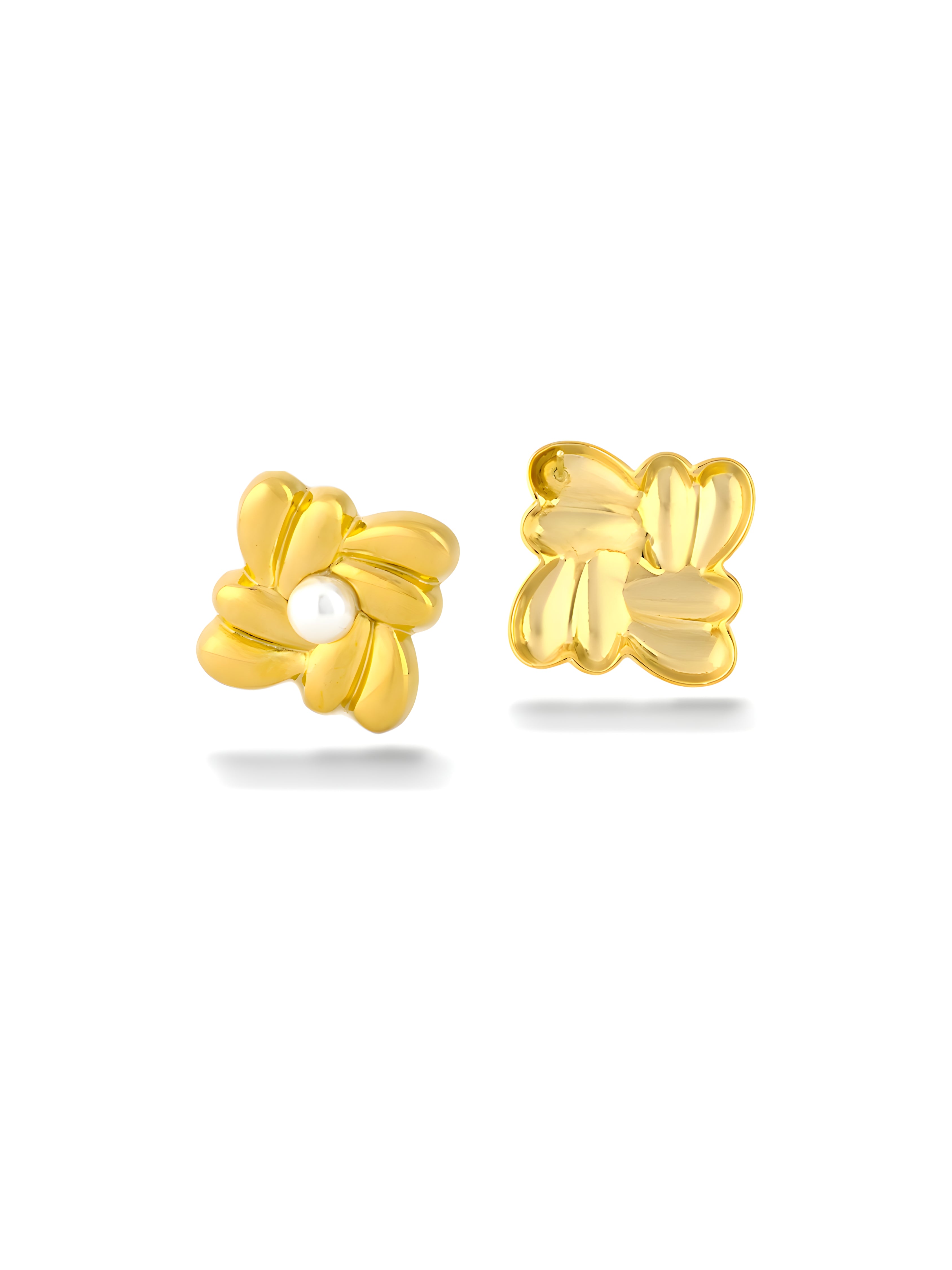 Pinwheel Pearl Earring