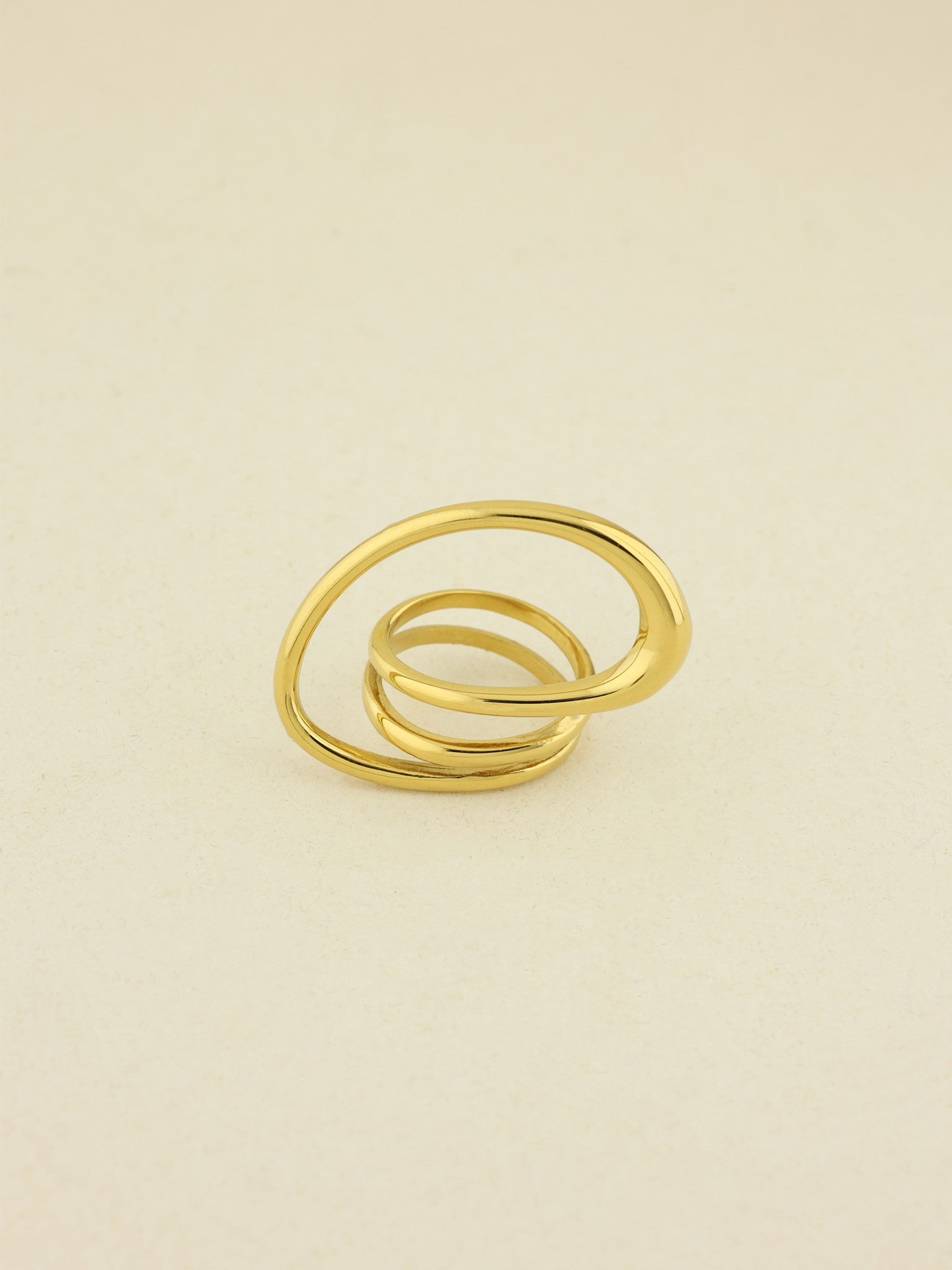 Avant-Garde Swirl Ring