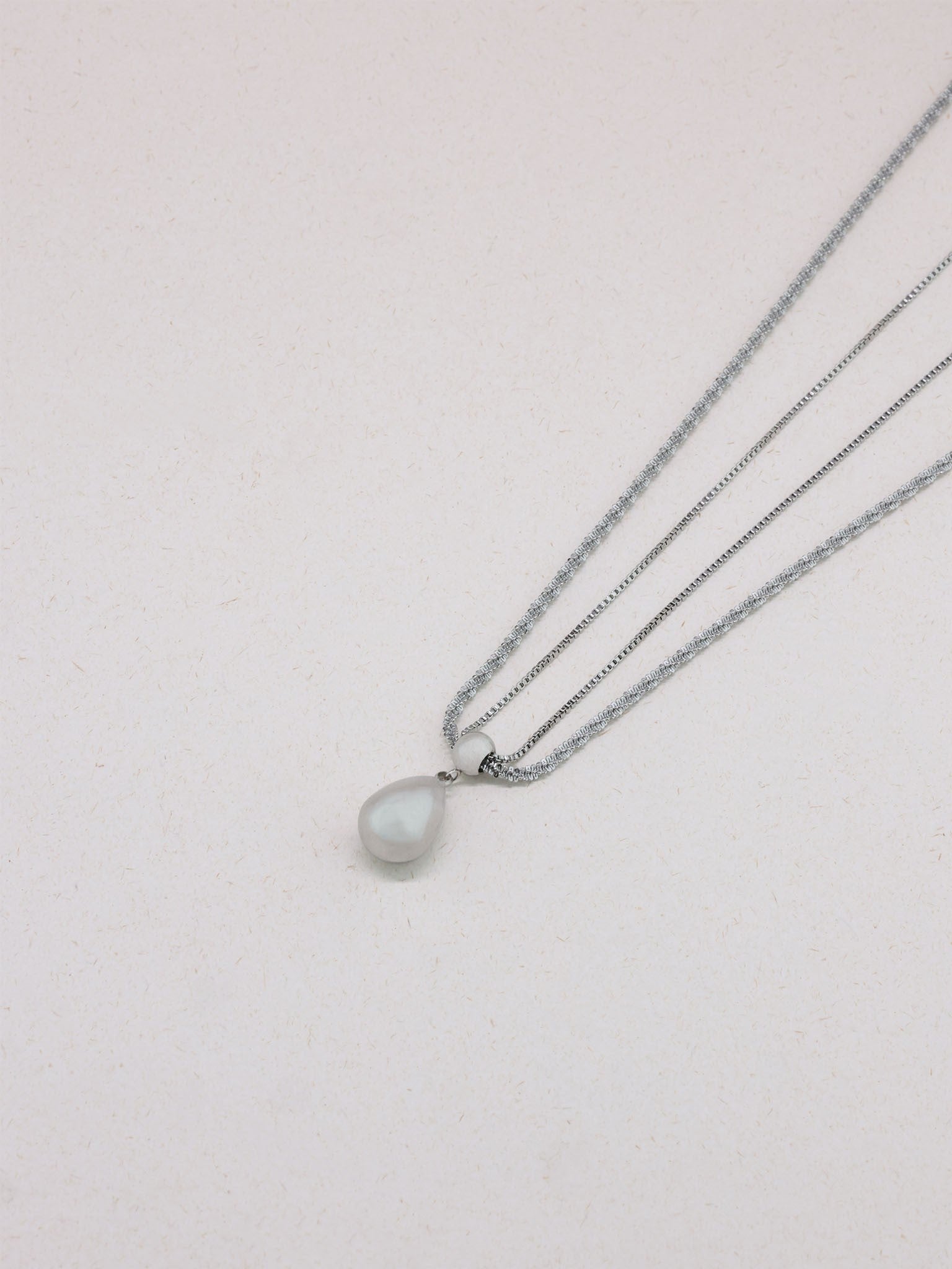 Avant-Garde Teardrop Chain