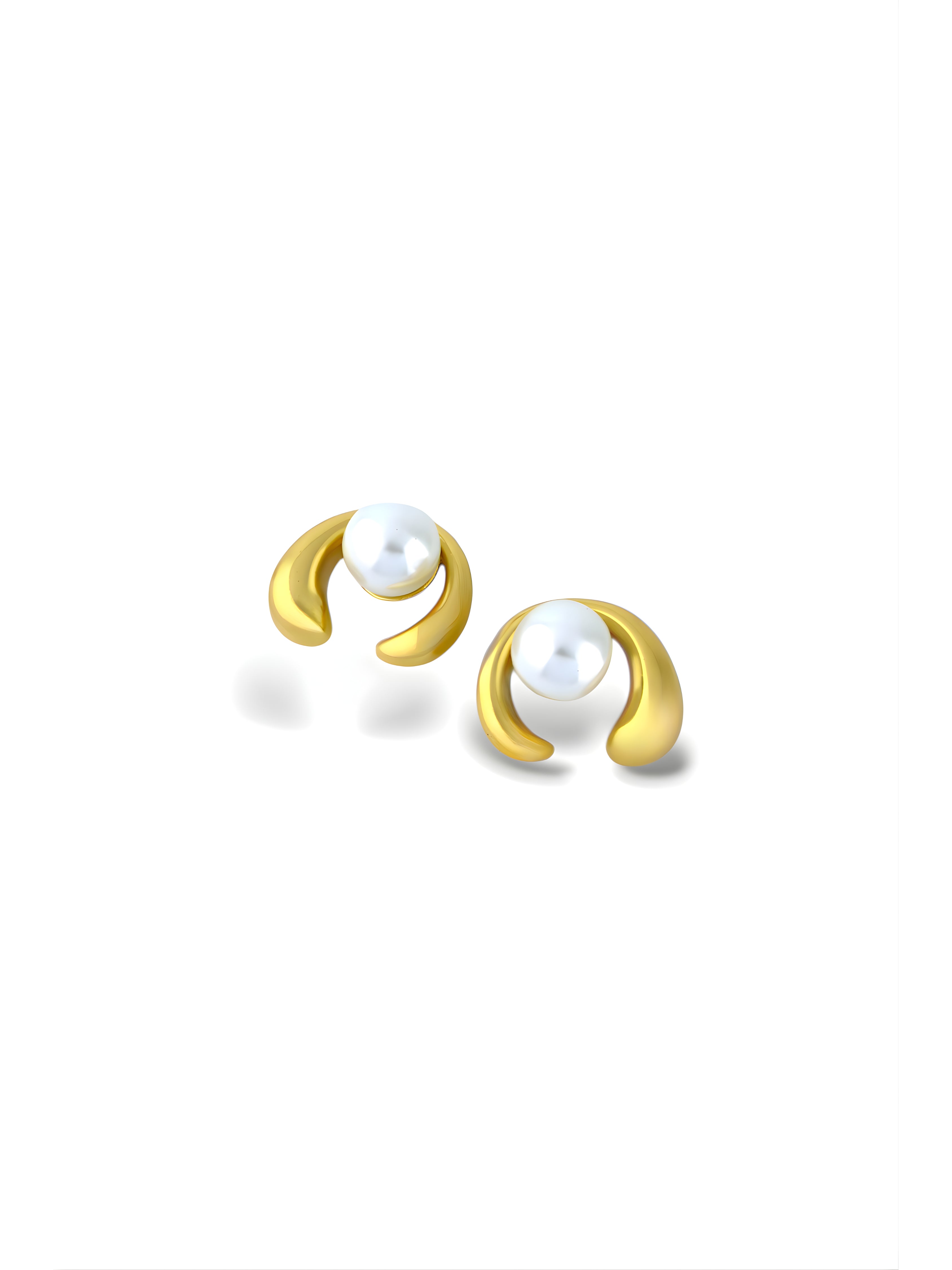 Pearl Halo Earring