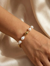 Tide Pearl Gold Bracelet with Elegant Bead Accents