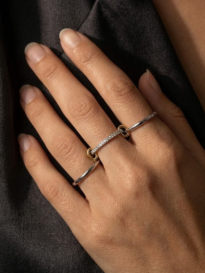 Linked Sparkle Triple Ring Design