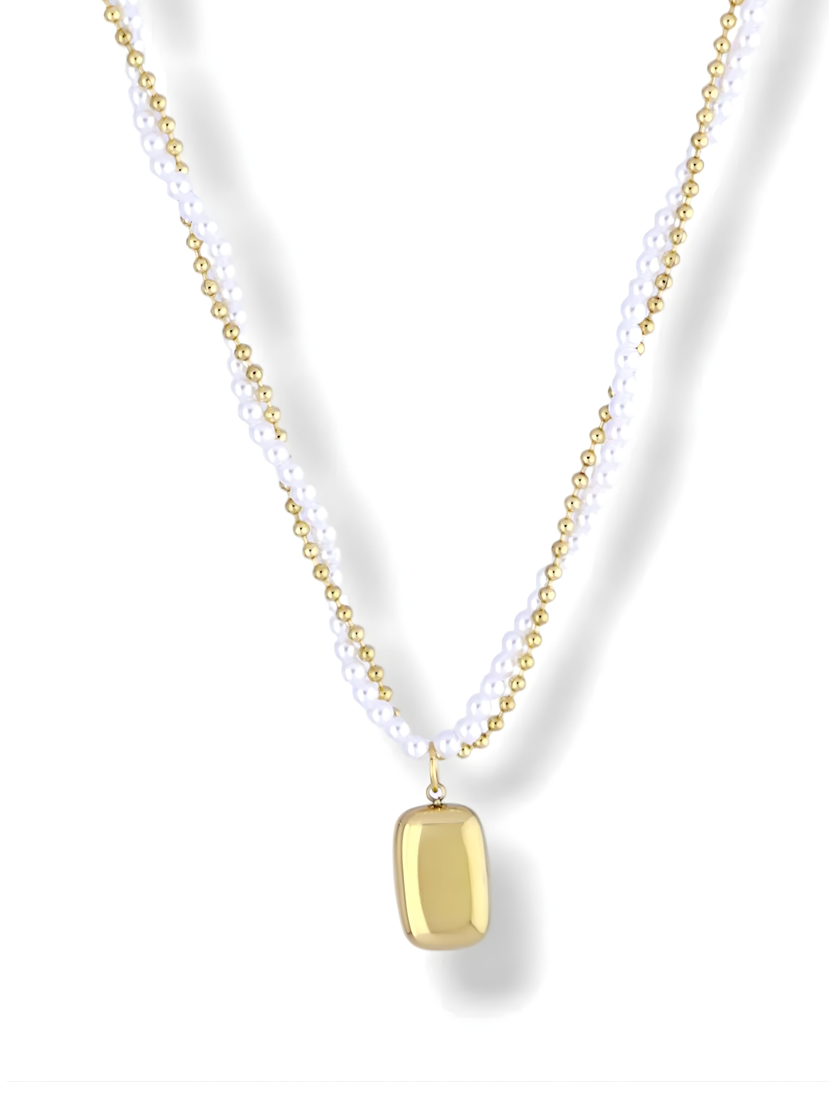Elegant Gold Layered Chain Necklace with Shiny Pearl