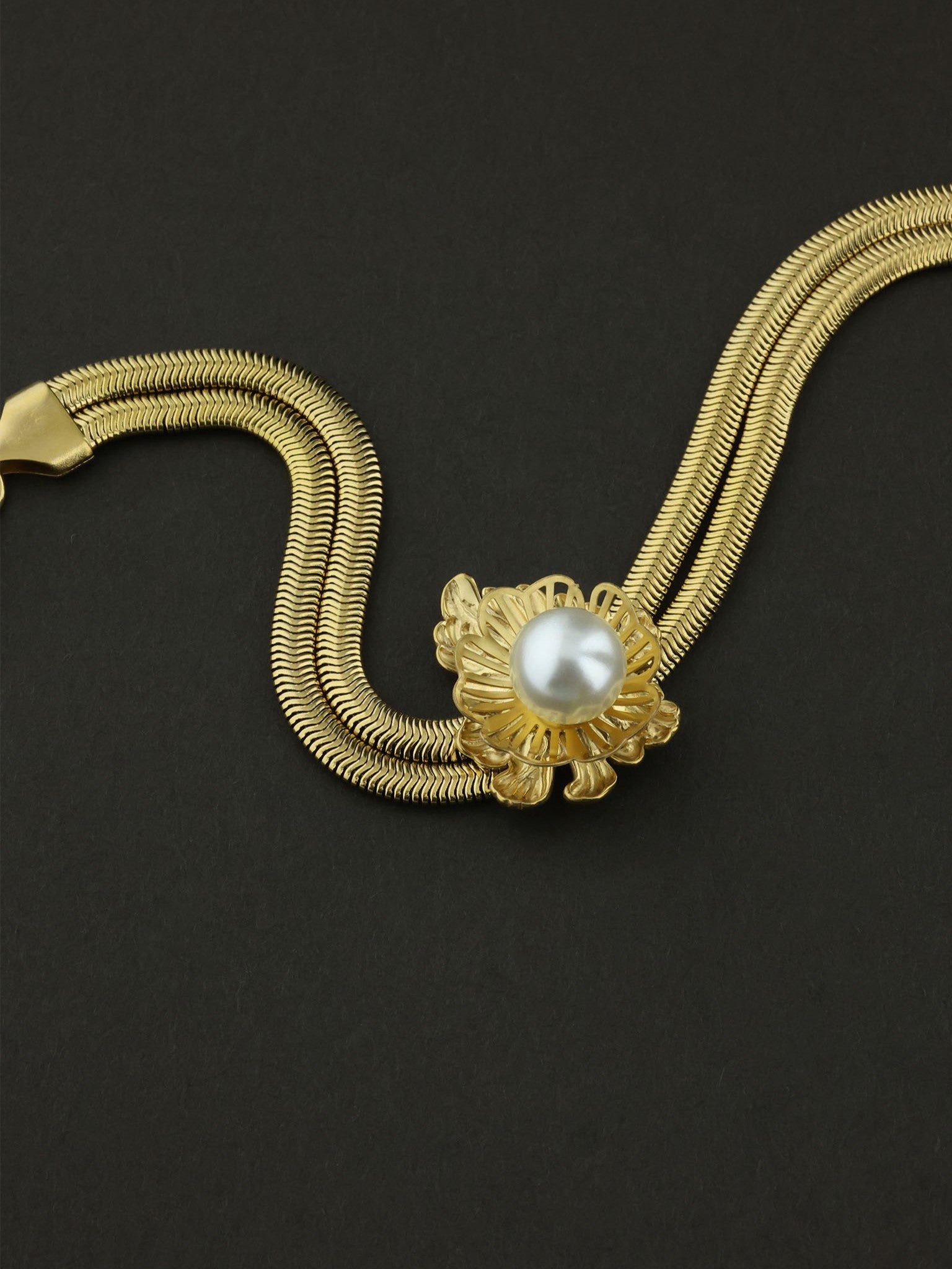 Gilded Petal Pearl Bracelet