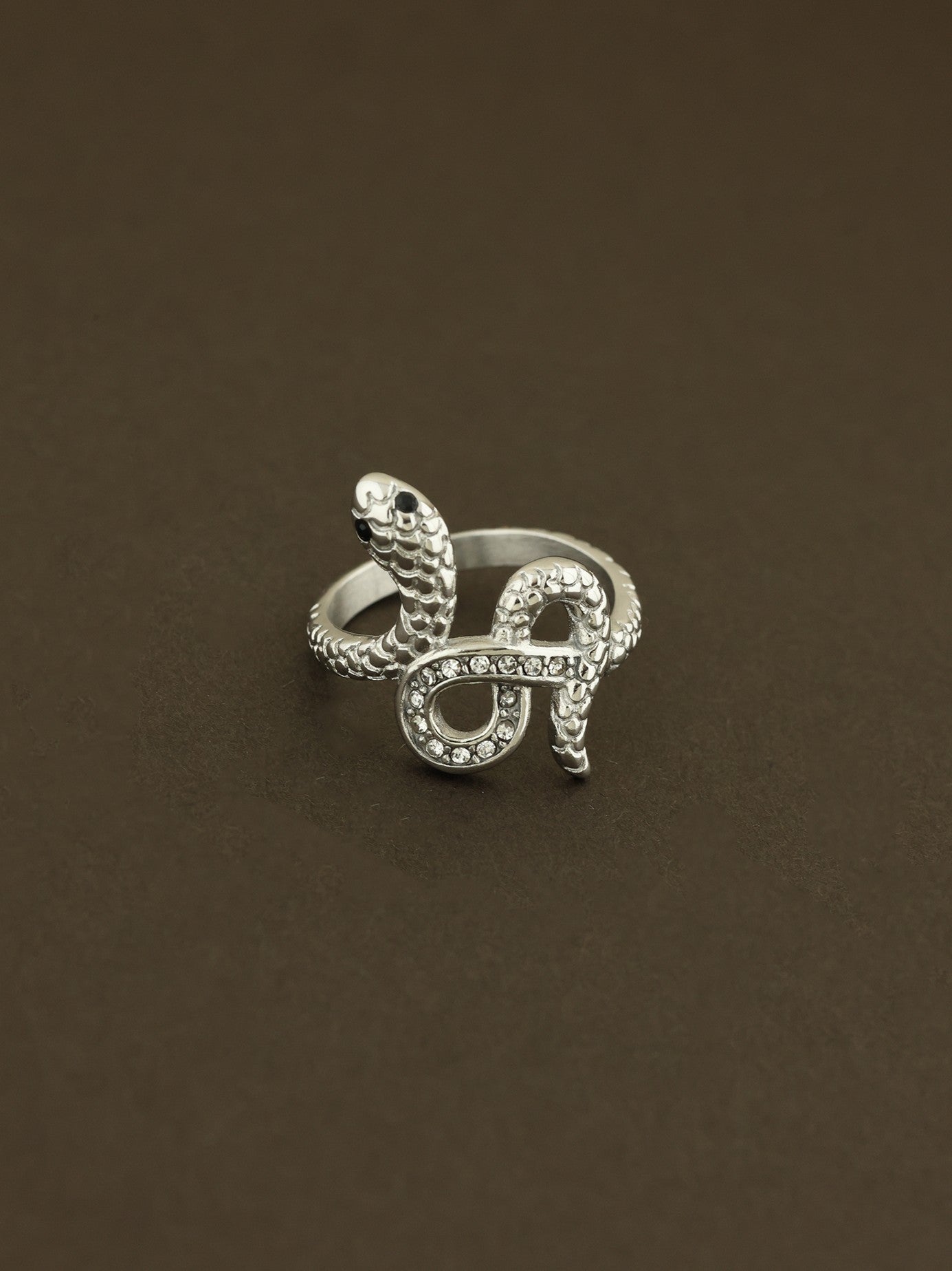 Snake Curve Ring