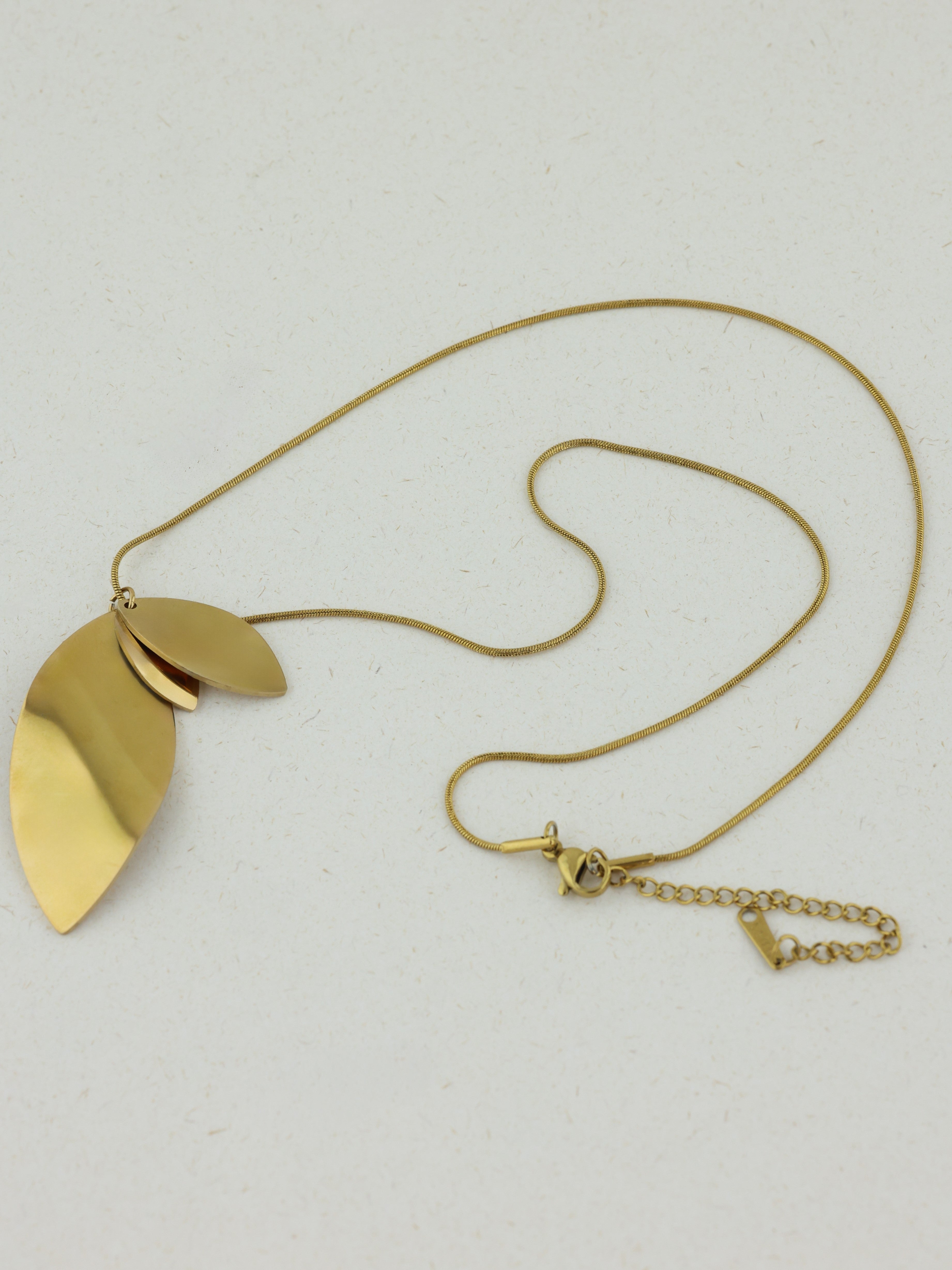 Petal Layered Pendant