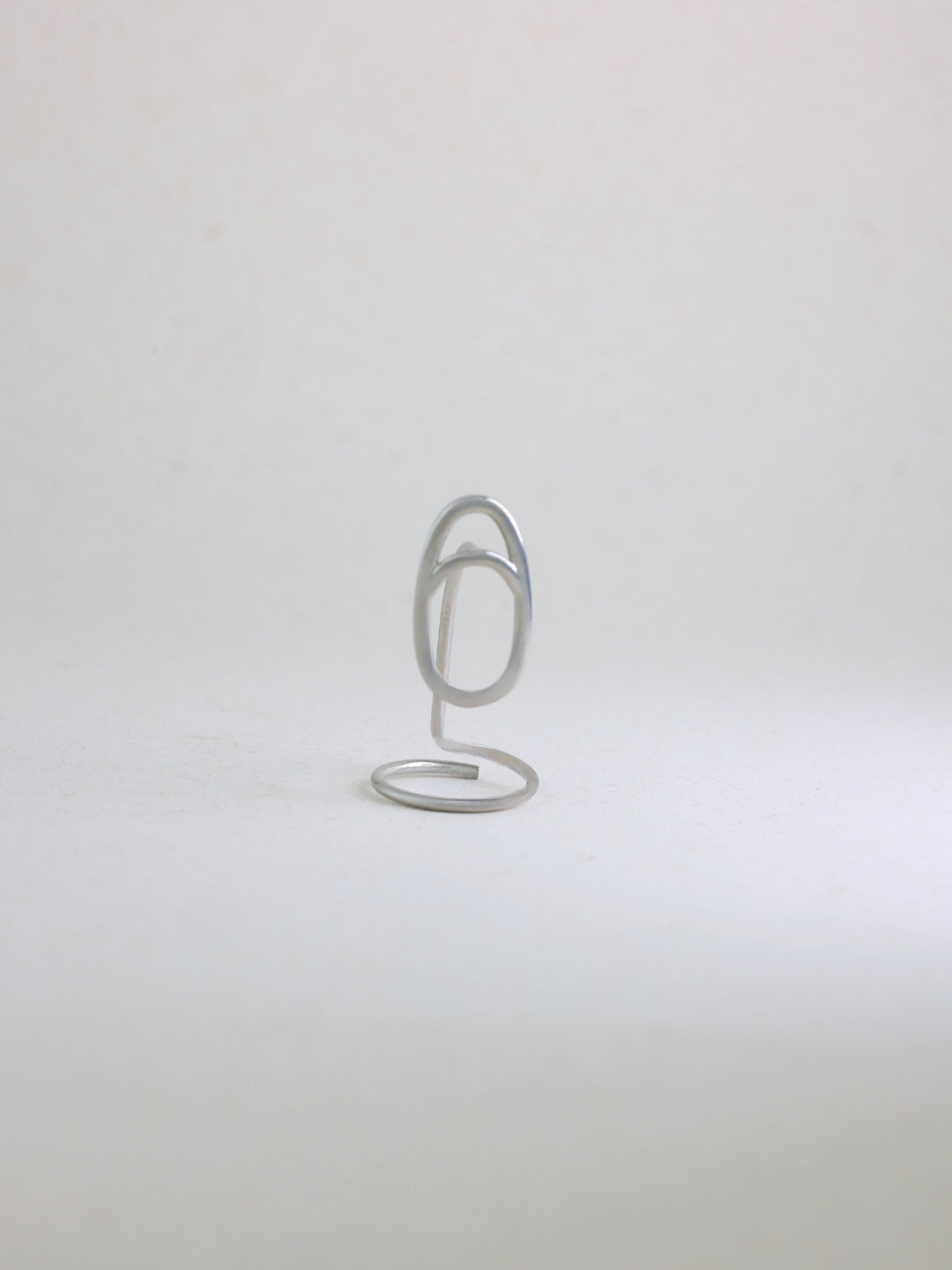 Abstract Loop Nailring