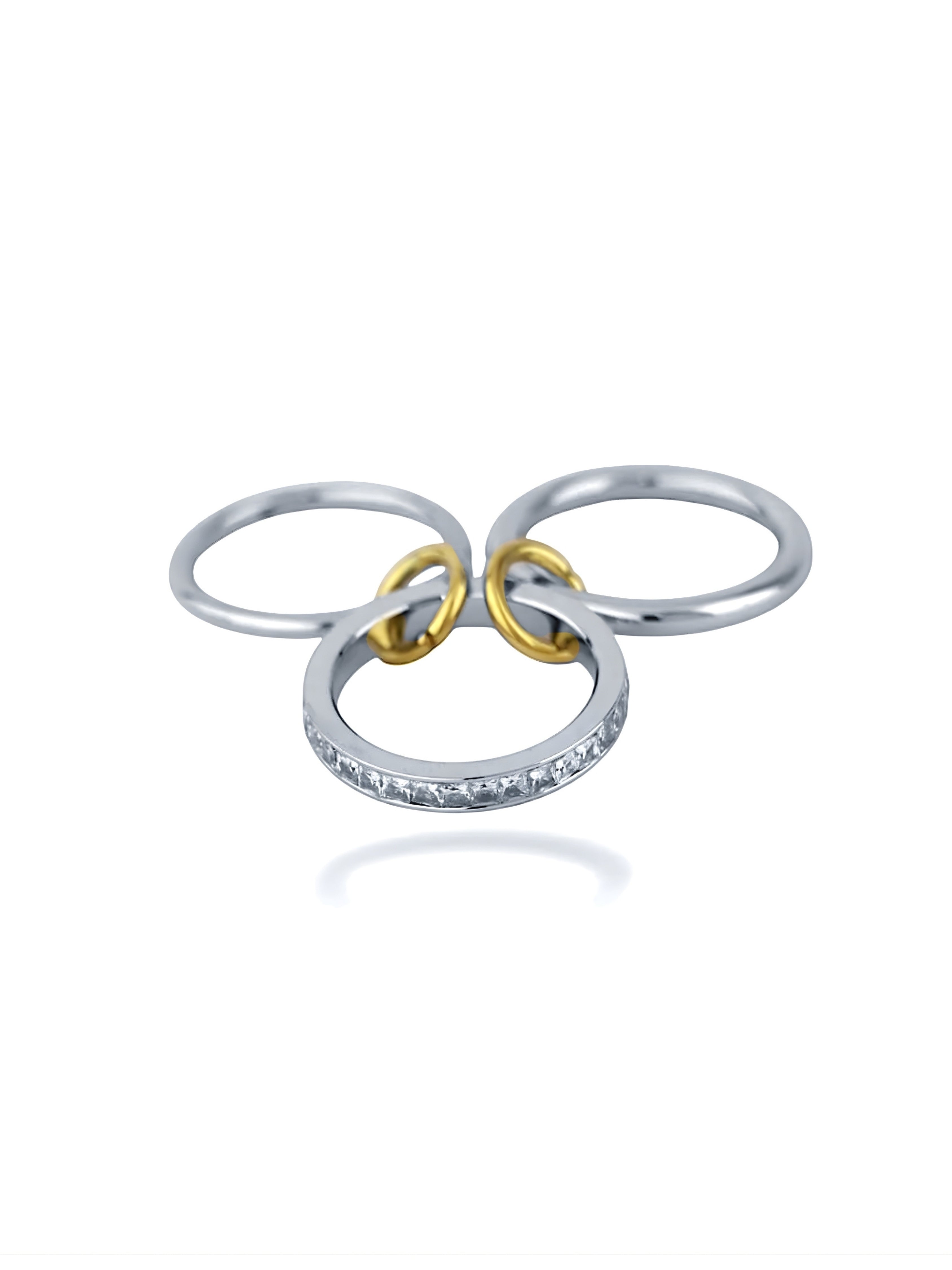 Connected Circle Triple Ring