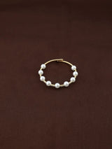 Pearl Elegance Necklace & Bracelet Set