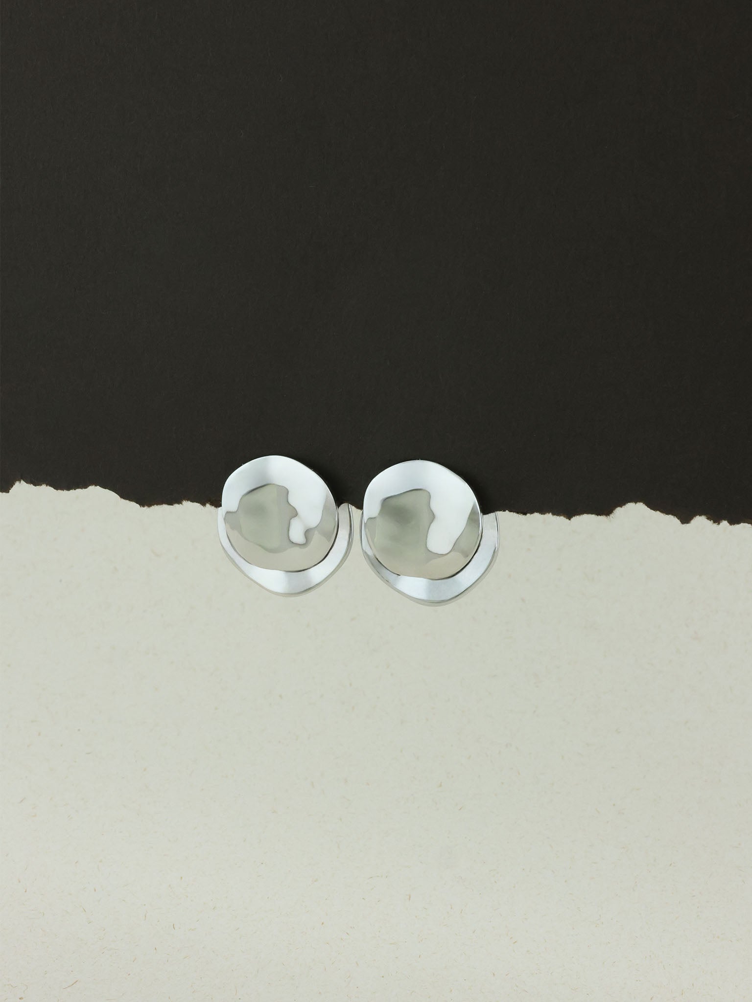 Pebble Studs