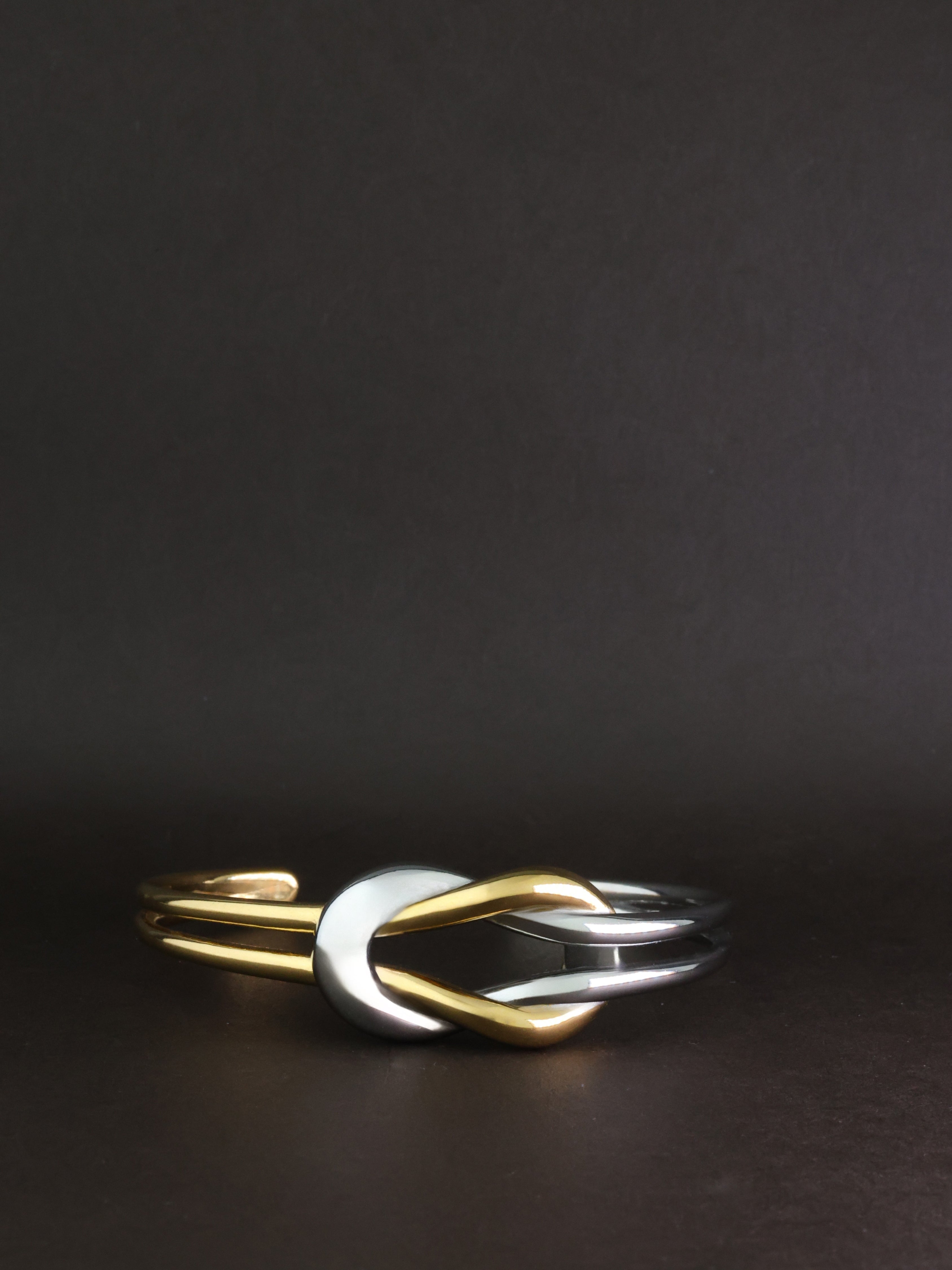Zenith Twist Statement Bangle