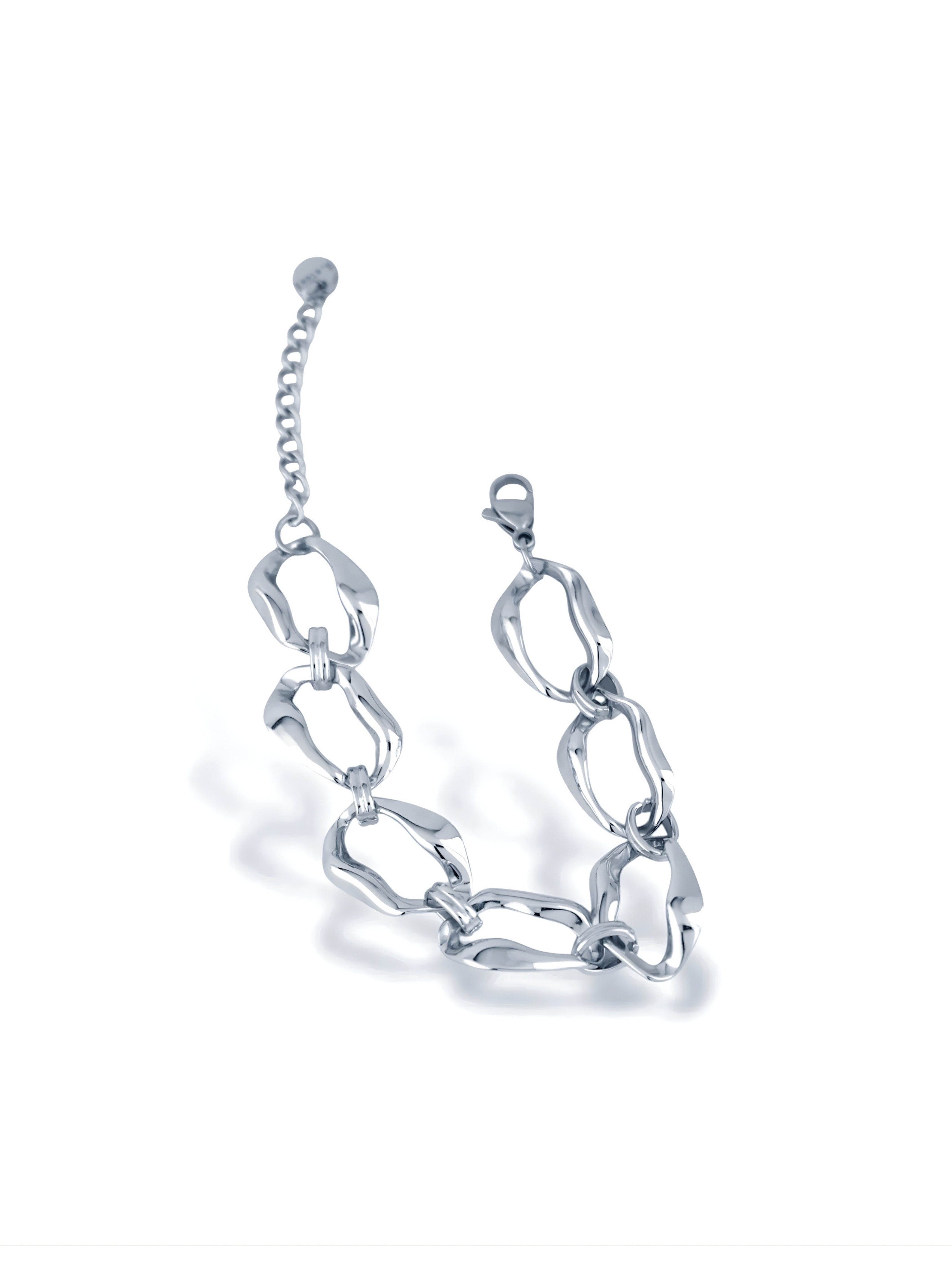 Elegant Gold Rustin Chain Bracelet with Soft Wavy Links