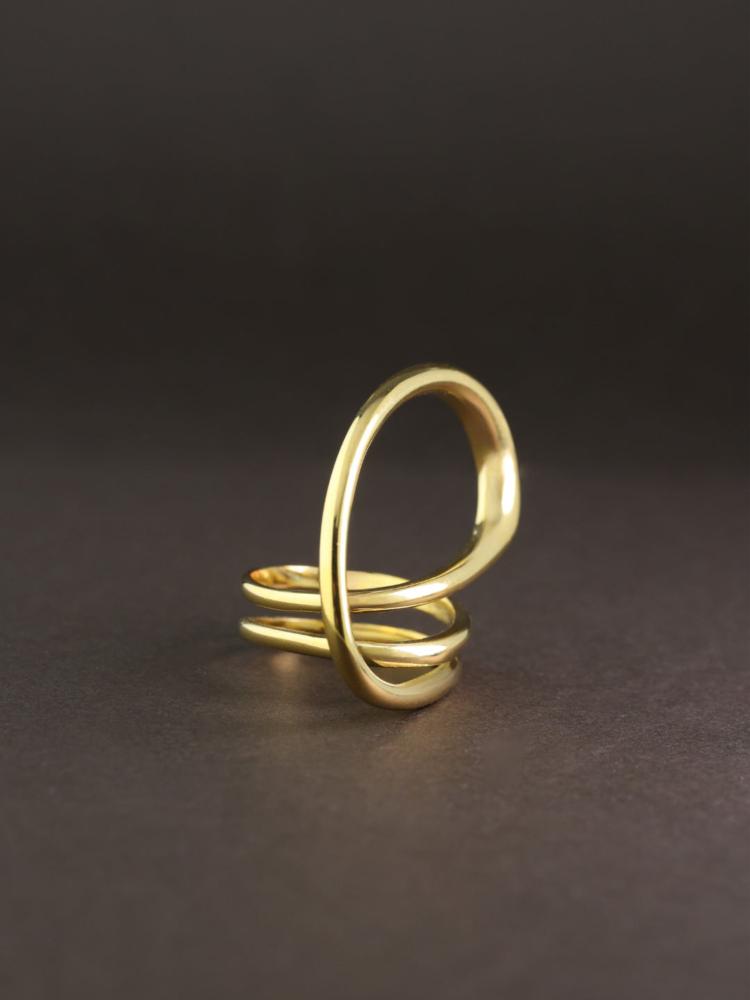 Avant-Garde Swirl Ring