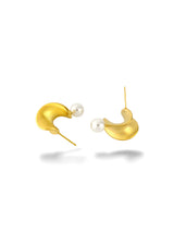 Twist Stud Earrings