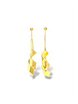 Hanging Ringlets Earrings