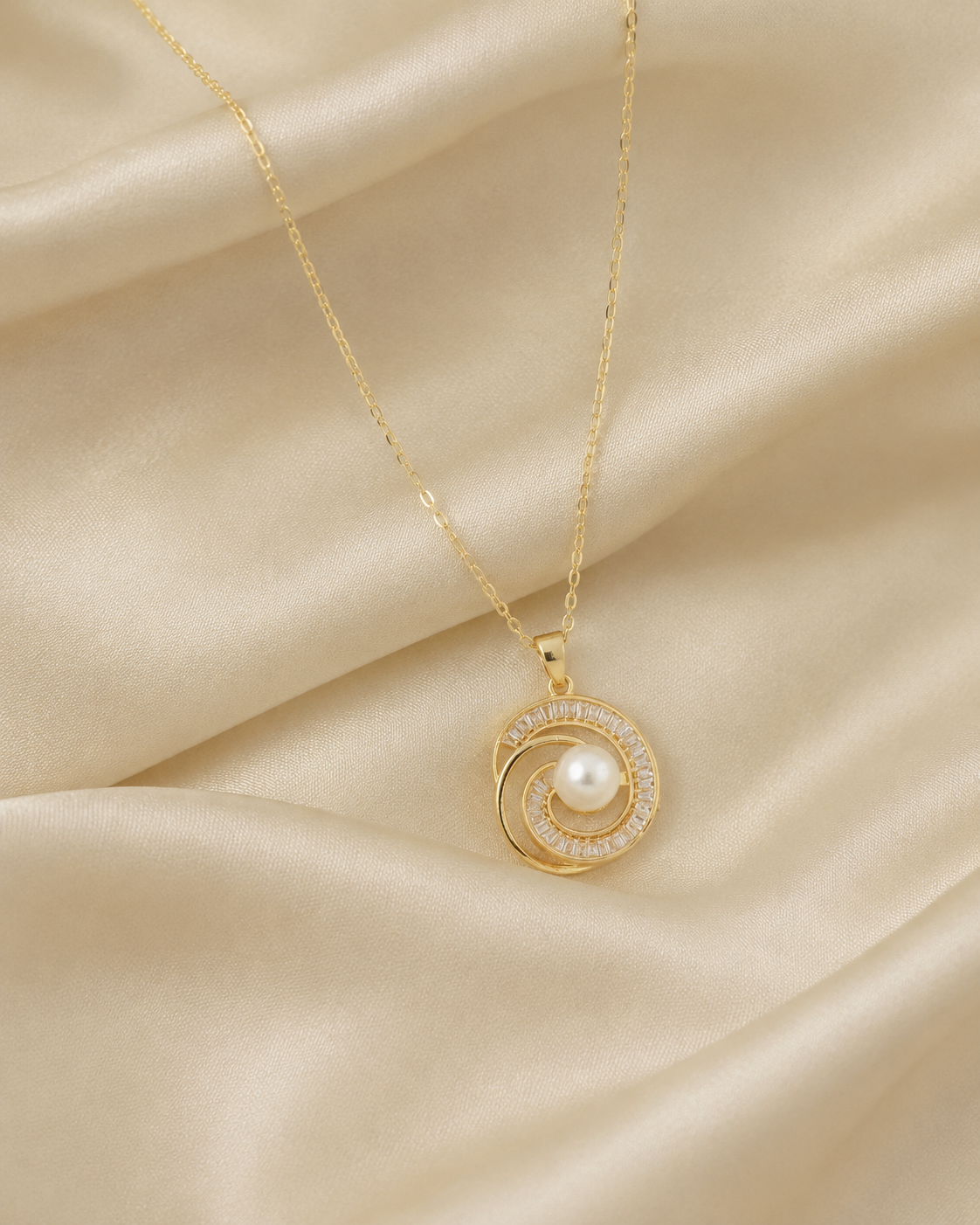 Swirl Pearl & Halo Set