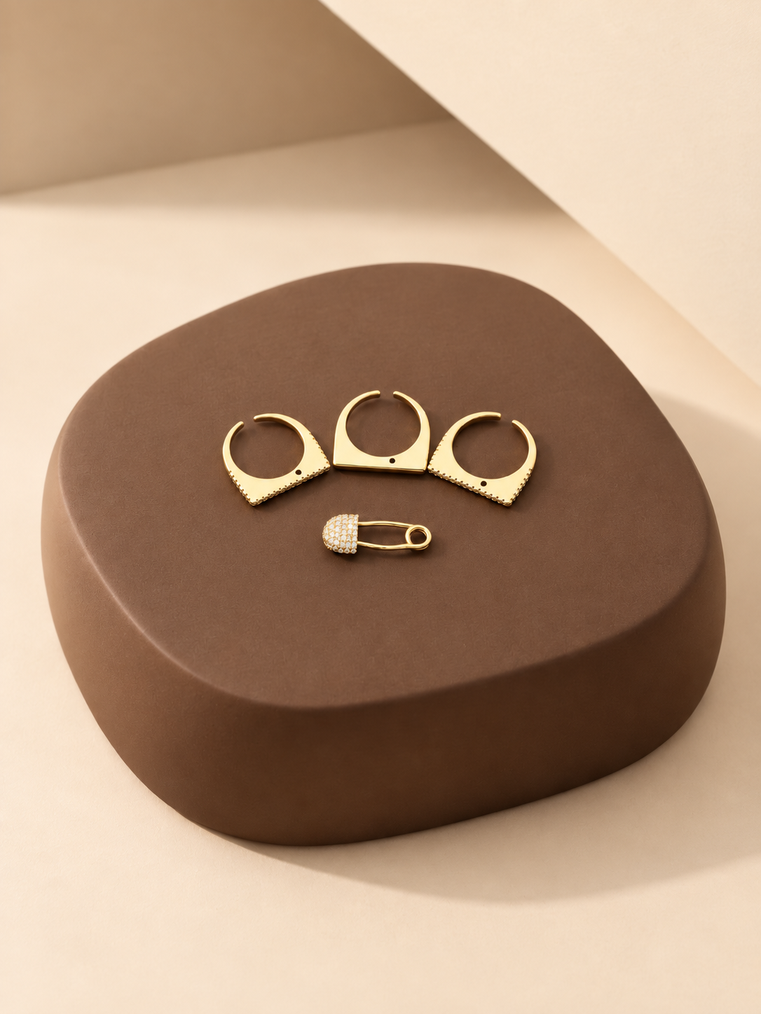 Halo Safety Pin Ring
