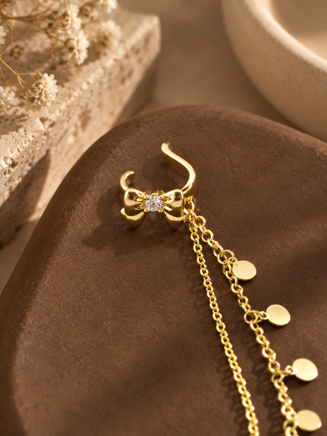 Luma Ear Chain