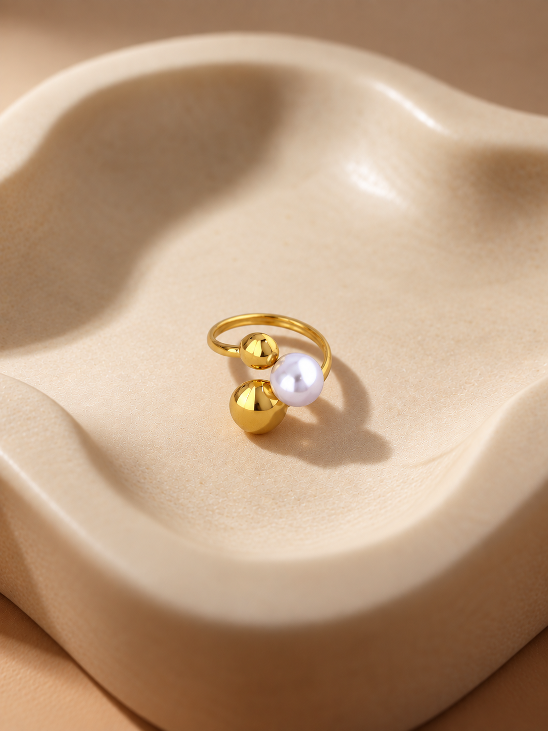 Pearl Gleam Ring