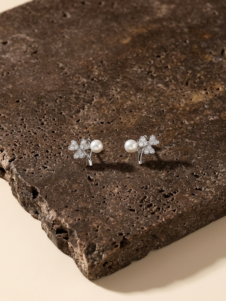 Dewdrop Studs