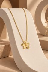 Elara Bloom Necklace