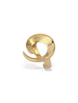 Avesa Open Curve Gold Ring with Smooth Finish