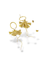 Leaf Hoop Earrings with Elegant Pearl Drops - Doulaat