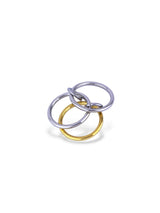 Interlocked Gold and Silver Circle Ring - Doulaat